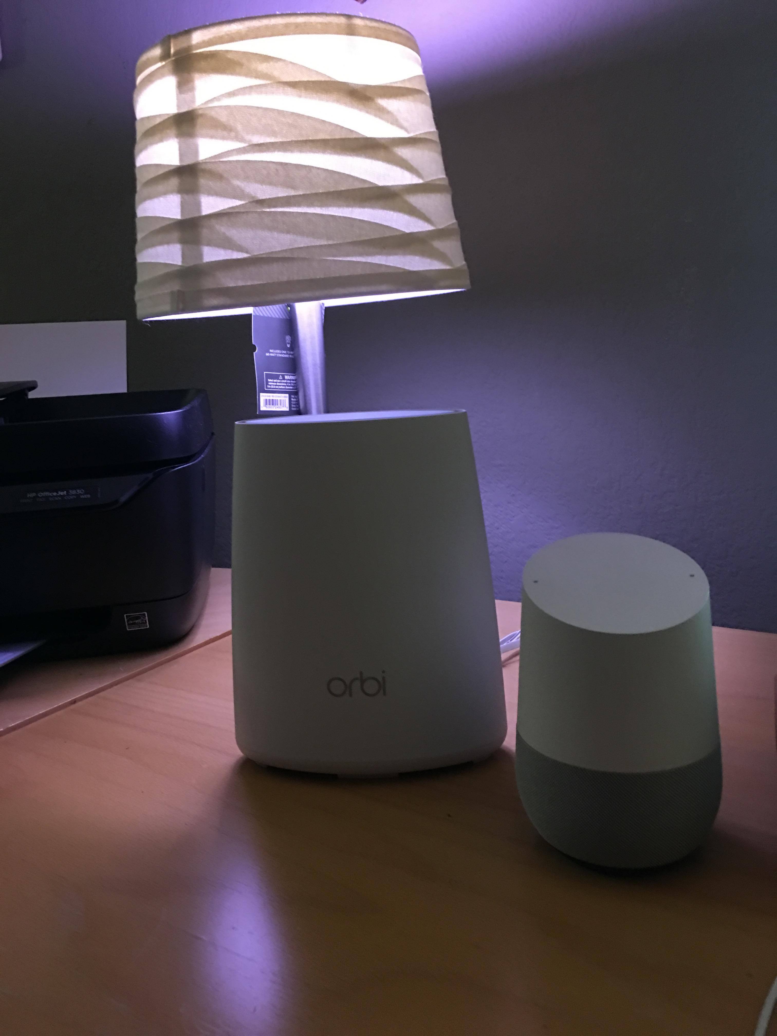 Orbi AC2200, click to load a larger version