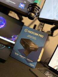 Elgato Facecam Pro, True 4K60 Ultra HD Webcam SONY Starvis Elgato Facecam Pro, True 4K60 Ultra HD Webcam SONY Starvis