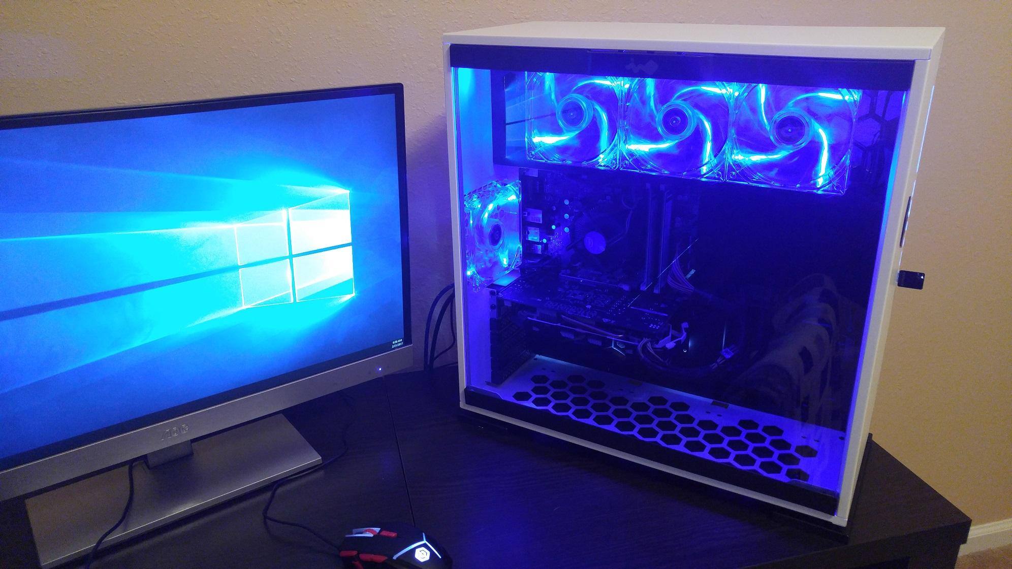 Desktop with wifi doggle plugged in., click to load a larger version