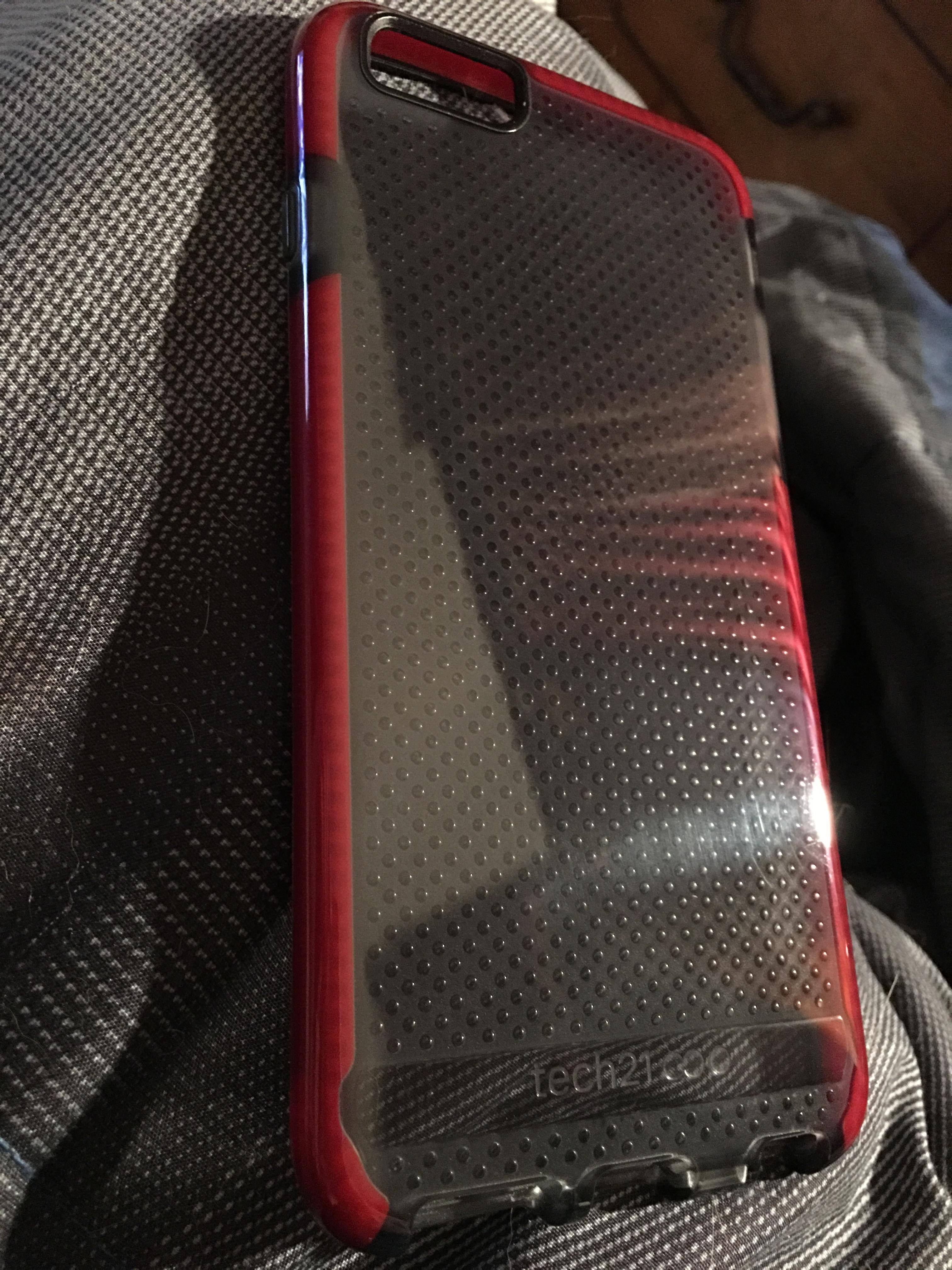 Back/Outside View Of The Tech21 iPhone 6s+ Case, click to load a larger version