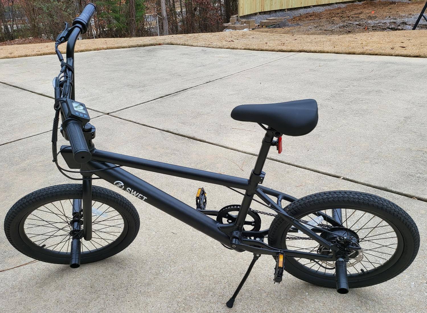 The whole bike, click to load a larger version