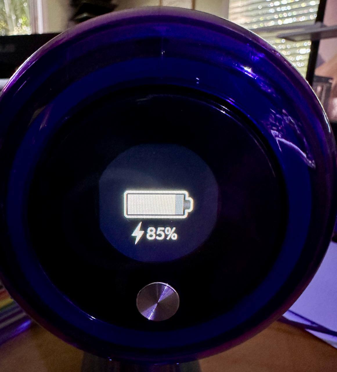 Battery charging display., click to load a larger version