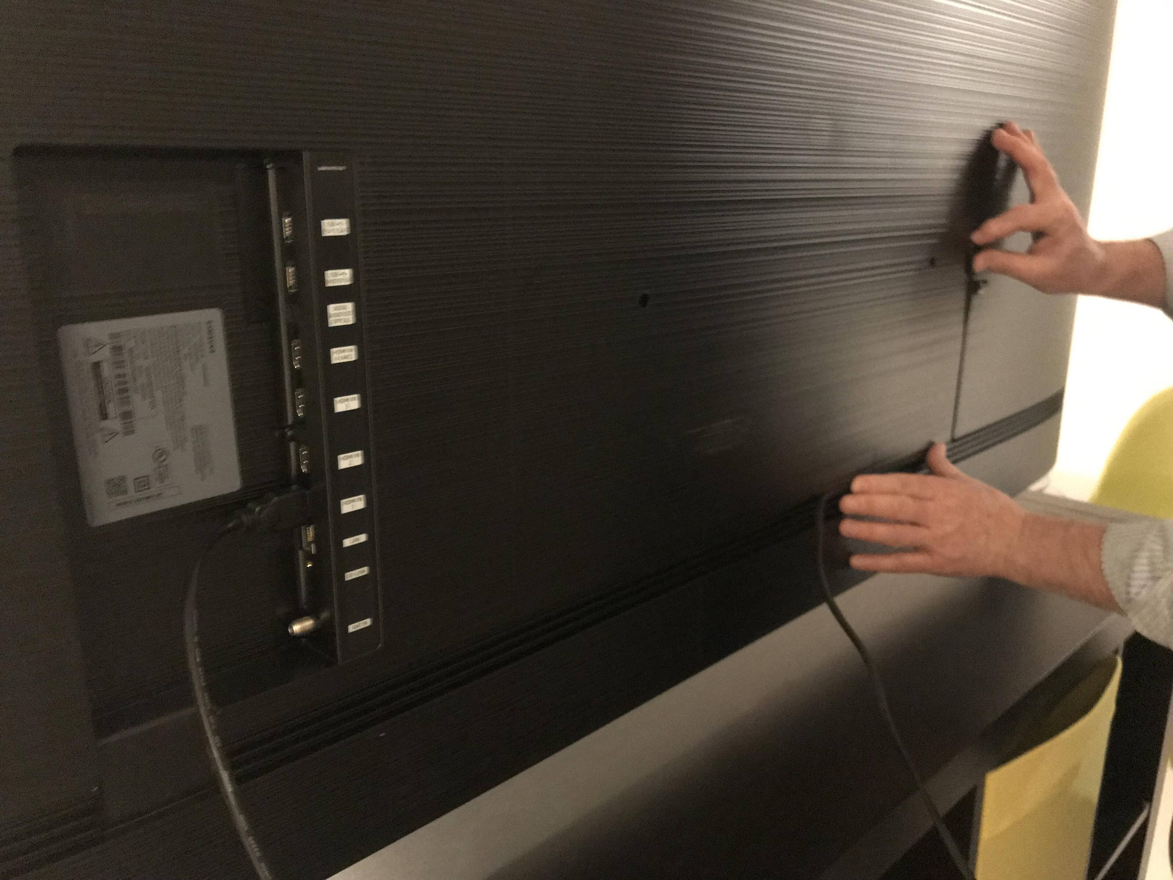 Genius grooves hide cords., click to load a larger version