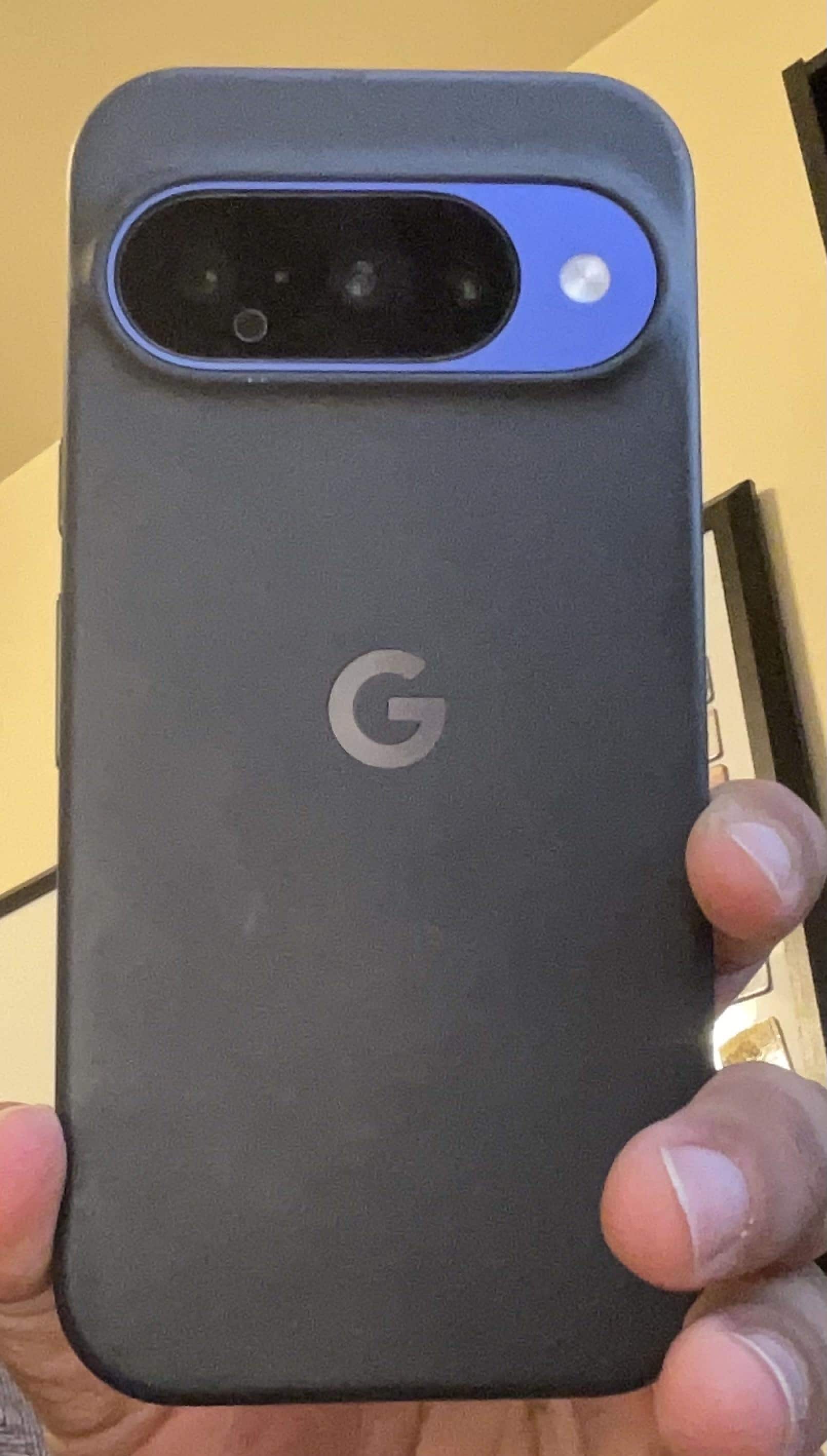 Google Pixel 10/10 Pro Case Obsidian GA09835-WW - Best Buy