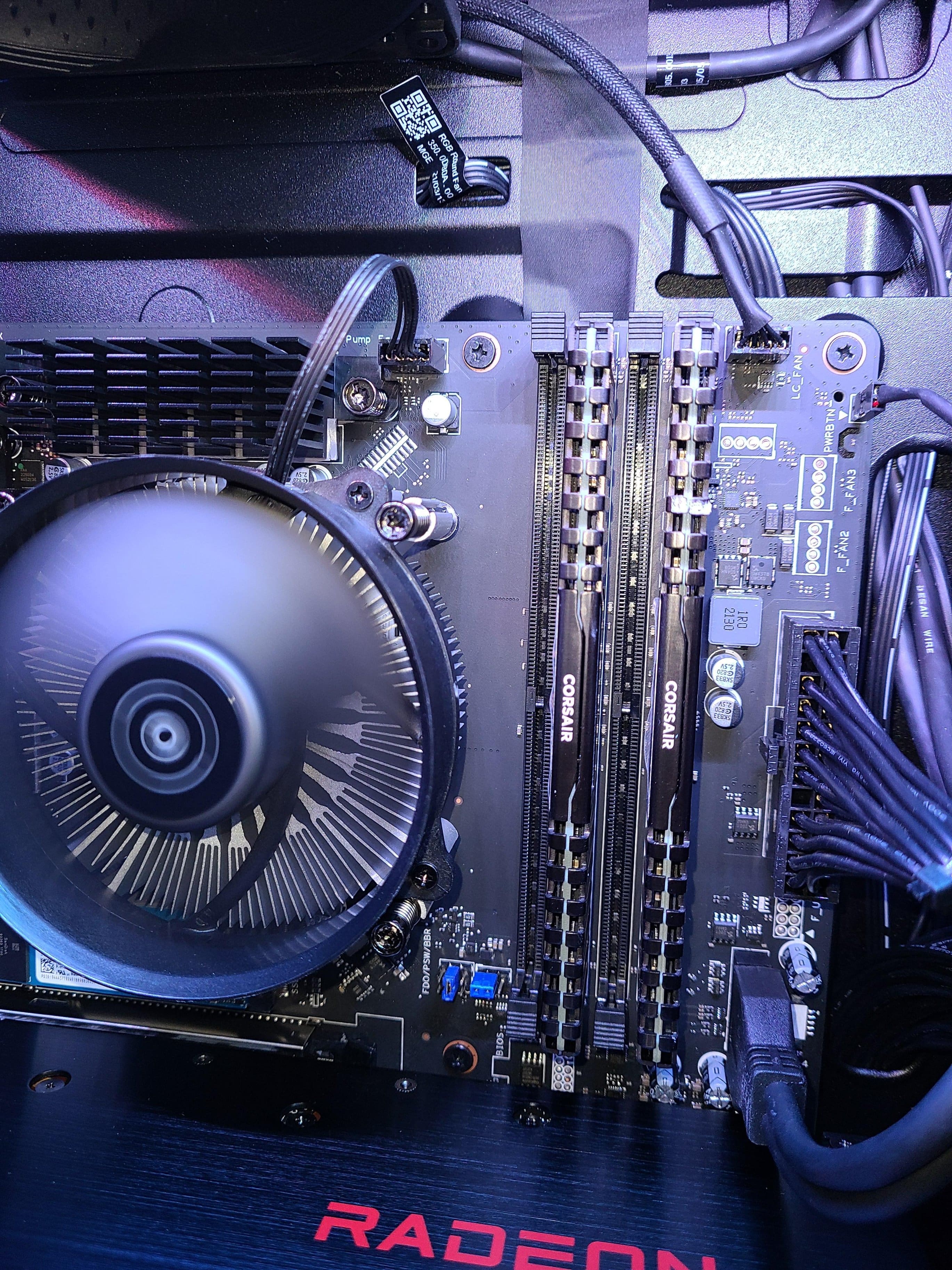 ゲーミングPC/Ryzen 7 6700XT 16GB 新品NVMe 1TB ゲーミングデスクトップパソコン MEG Vision X(Core Ultra 7