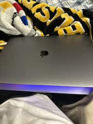 Apple MacBook Pro 16 Apple MacBook Pro 16