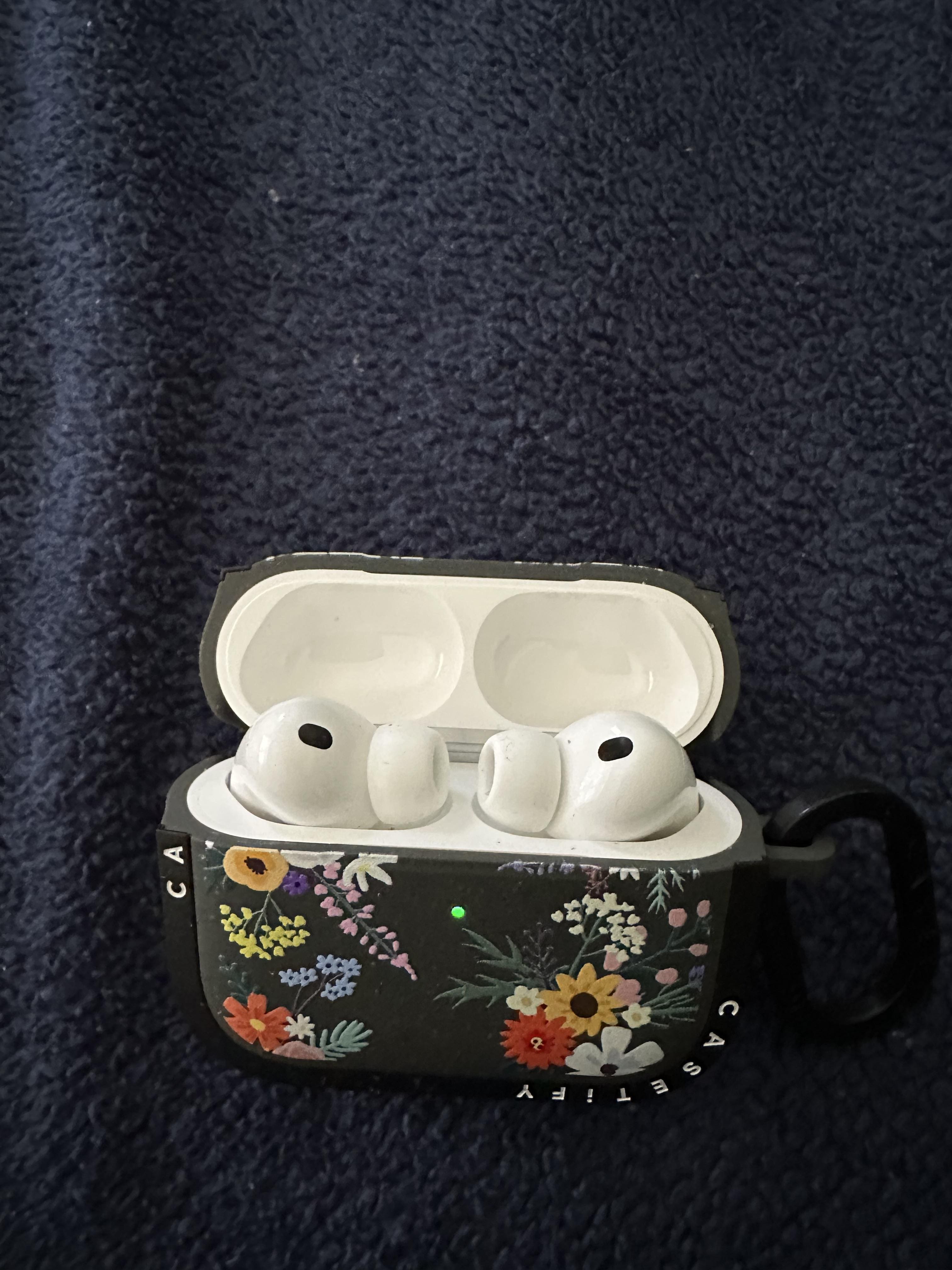 CASETiFY Bounce AirPods Case for AirPods Pro 3 in Allie Alpine