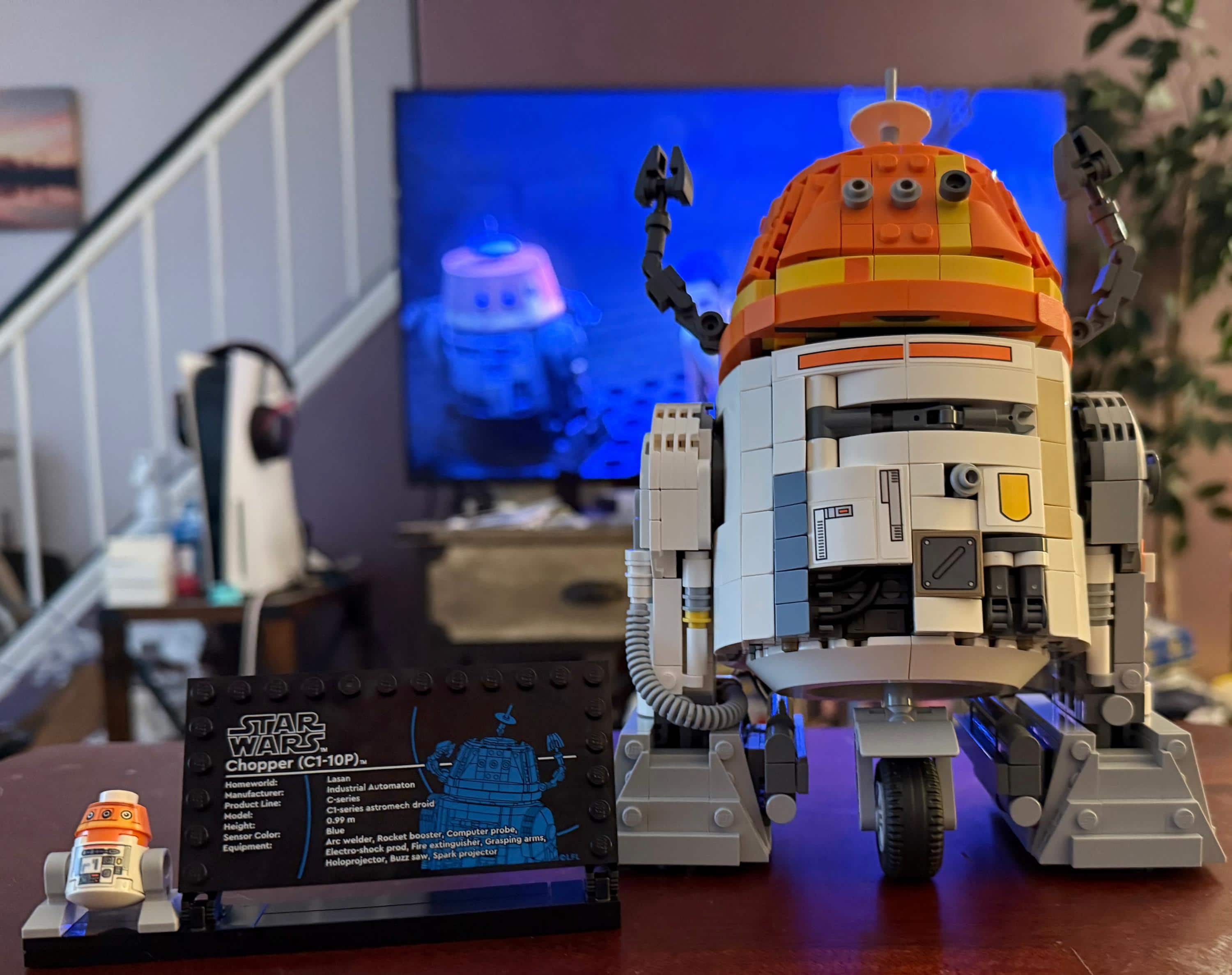 LEGO Star Wars: Ahsoka Chopper (C1 10P) Astromech Droid 75416