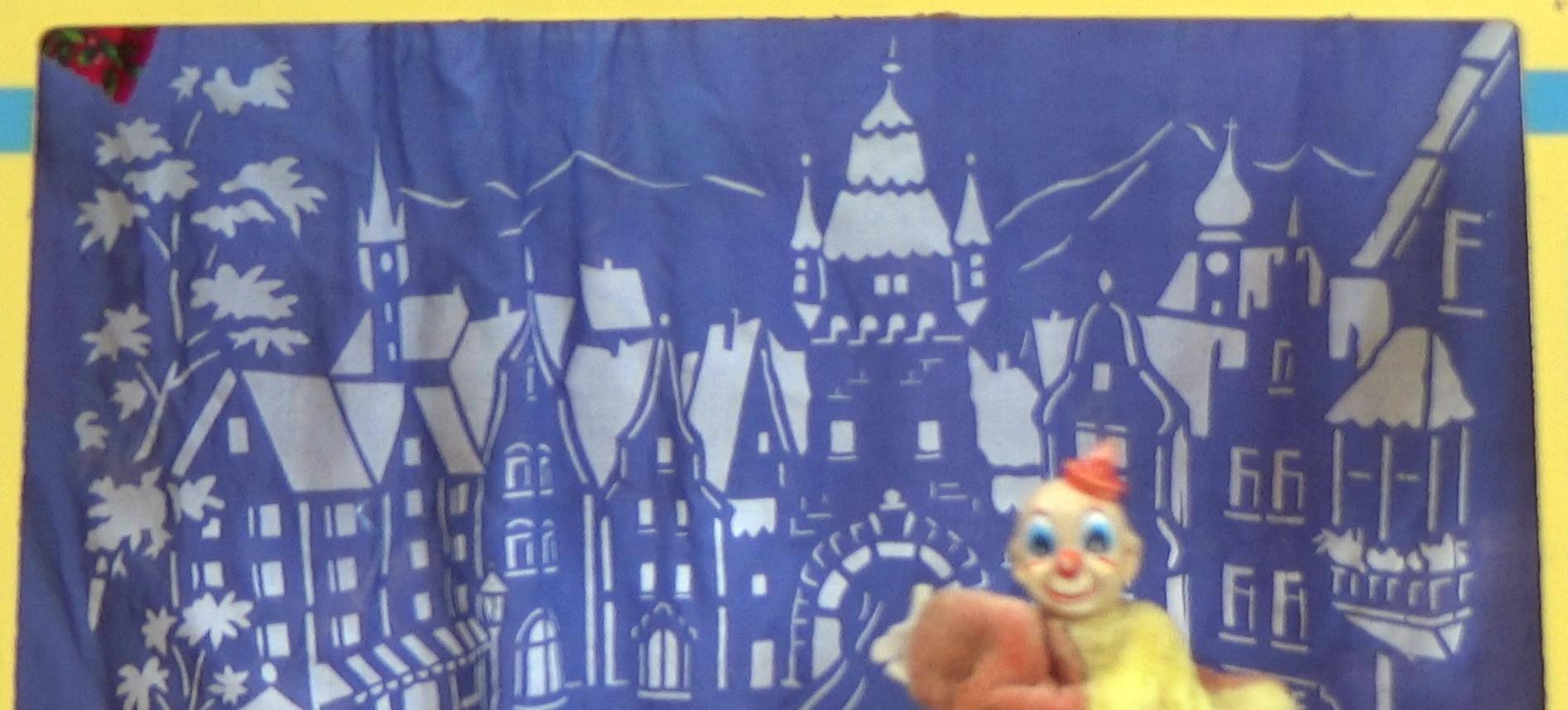 frame, background, and foreground blurry autofocus, click to load a larger version