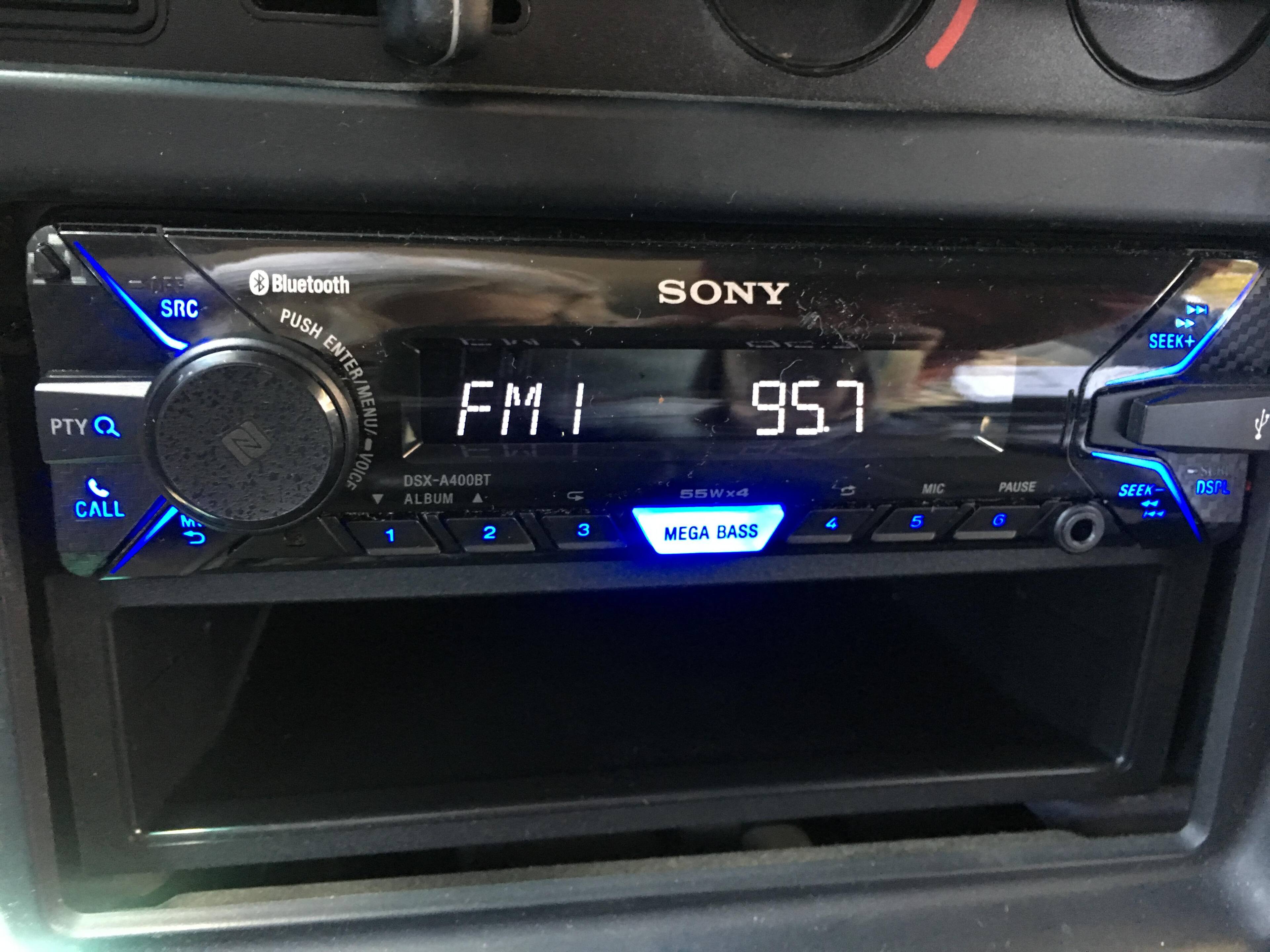 DSX-A400BT Sony car stereo, click to load a larger version