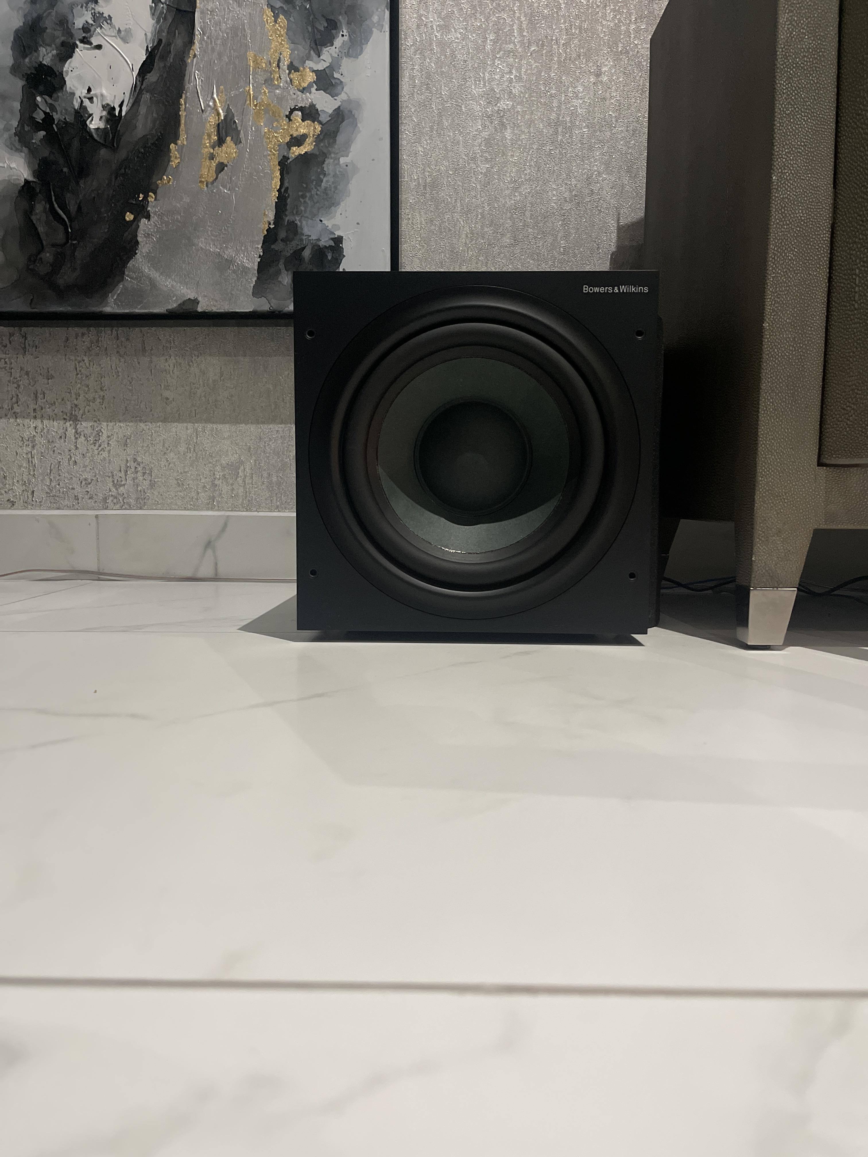 Bowers & Wilkins 600 Series 10
