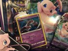 Best Buy: Pokémon Trading Card Game: Mew V Box Exclusive 290-87149