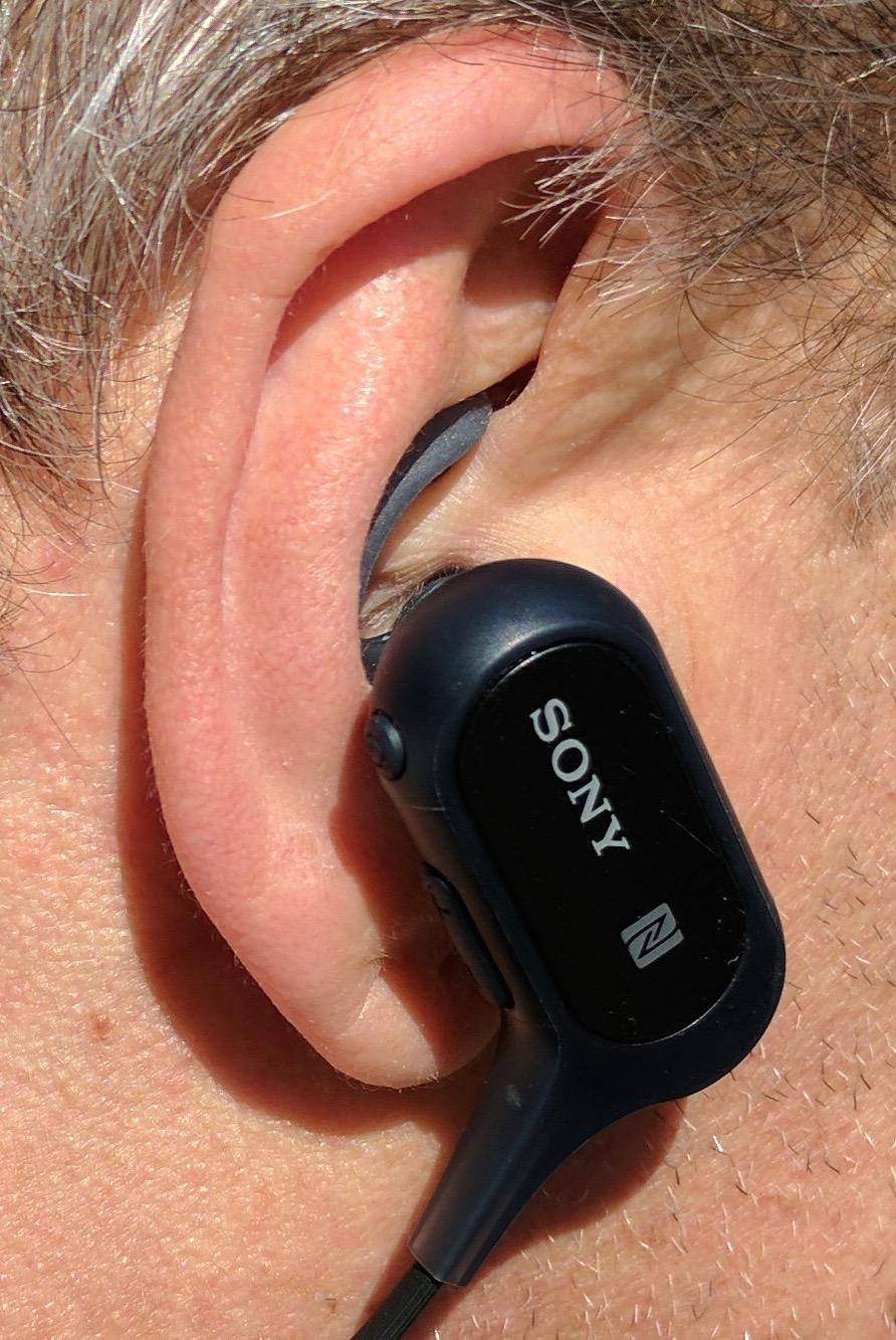 Looks a little bulky but they are so light that you don't notice., click to load a larger version