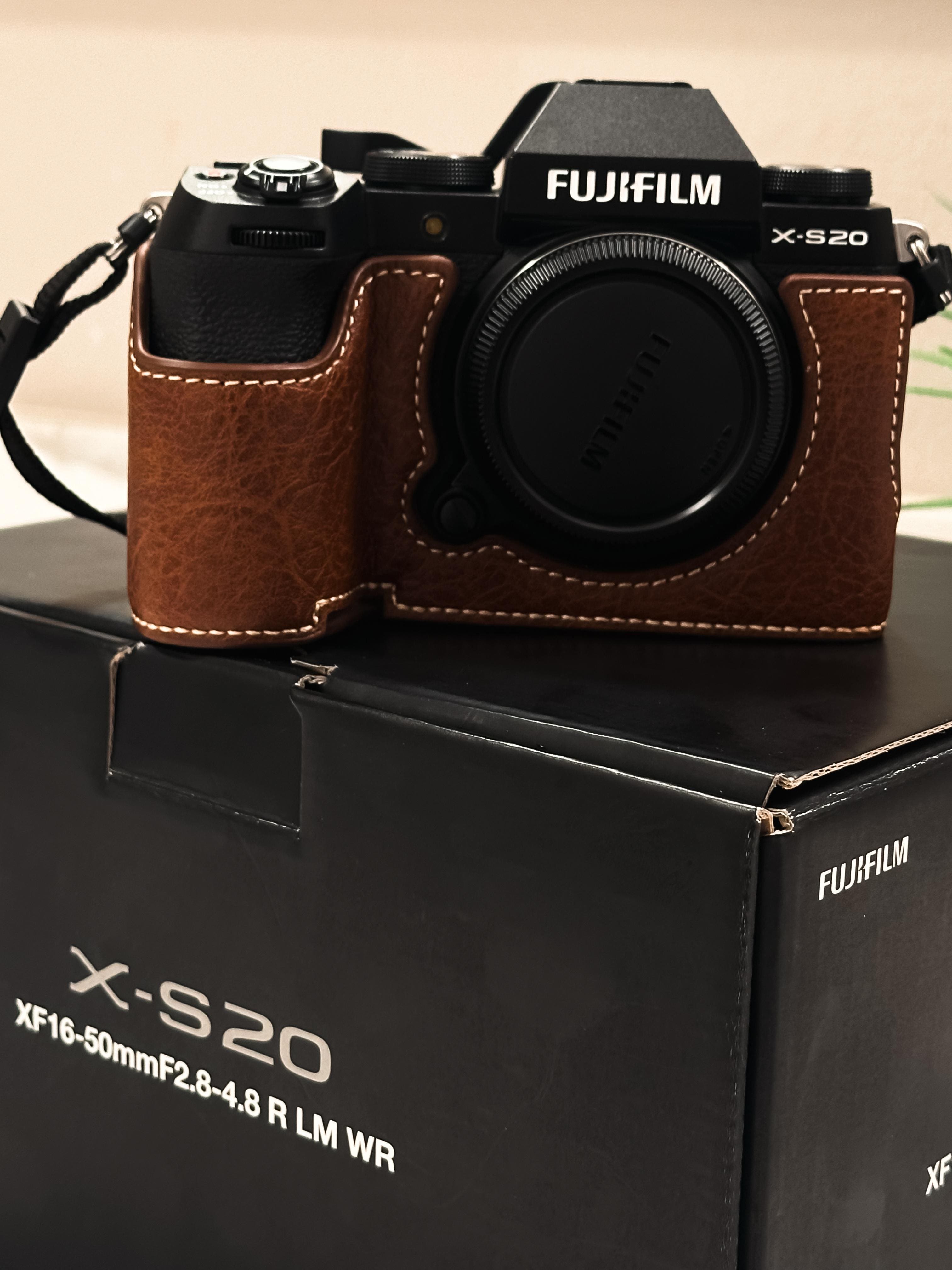 Fujifilm X S20 Mirrorless Camera with XF16 50mmF2.8 4.8 R LM WR