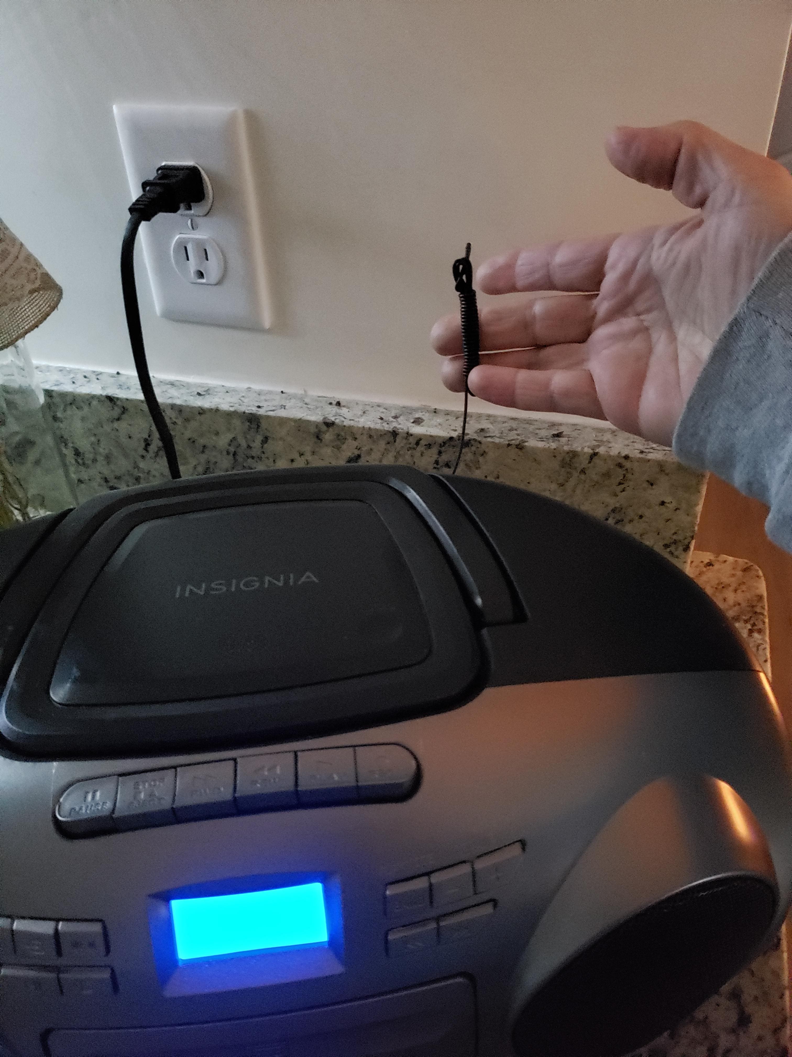 Customer Reviews: Insignia™ AM/FM Radio Portable CD Boombox with ...