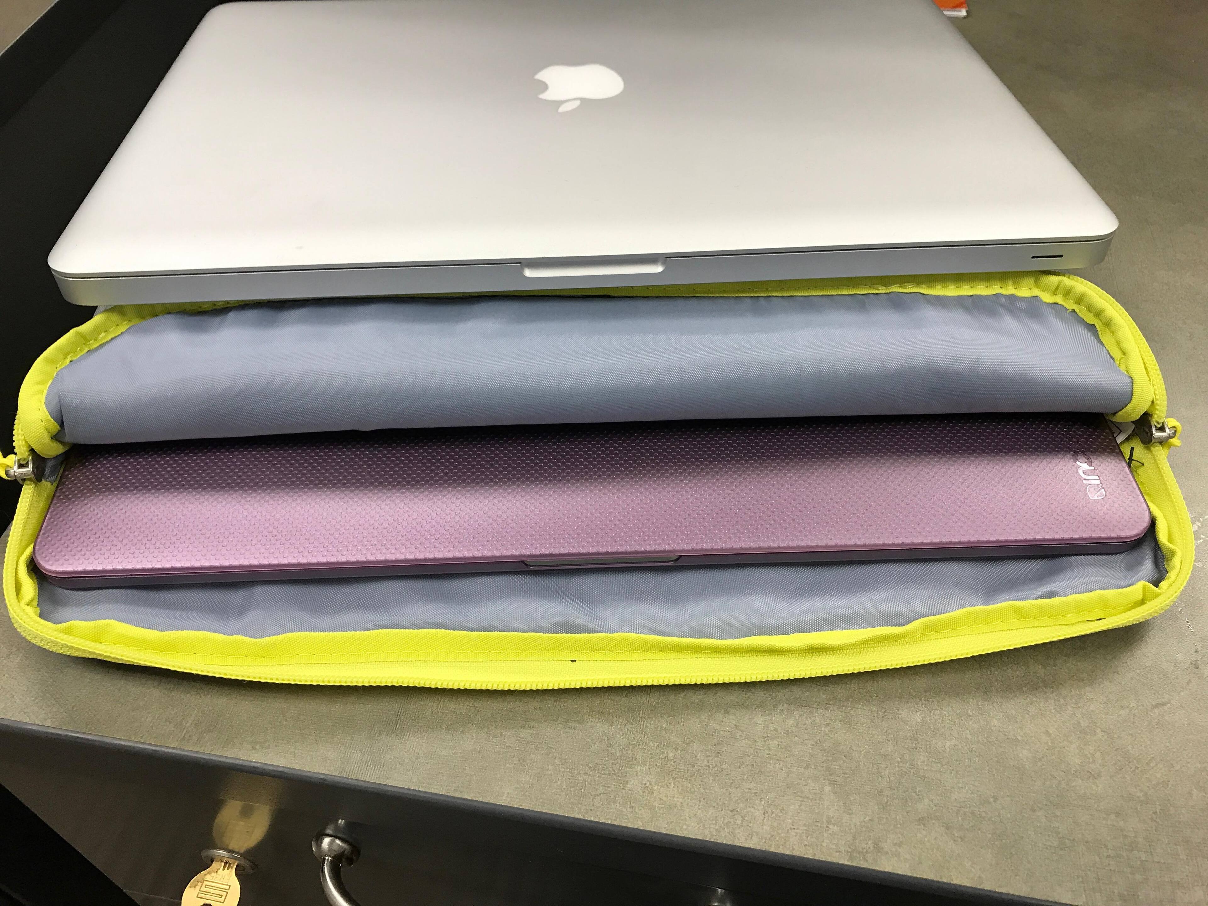 2016 15" MacBook Pro with InCase shell., click to load a larger version