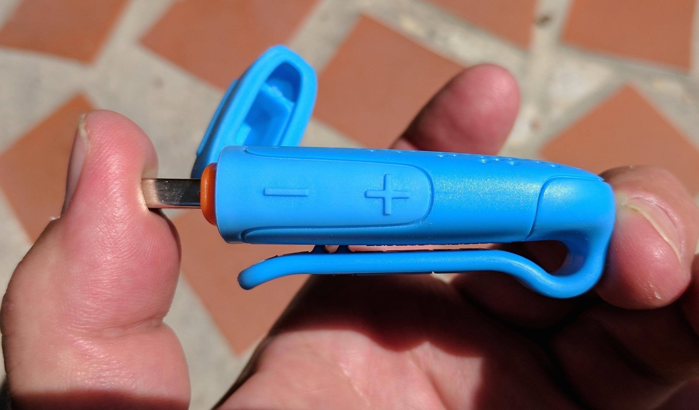 Two button operation that I think would benefit from a third button., click to load a larger version