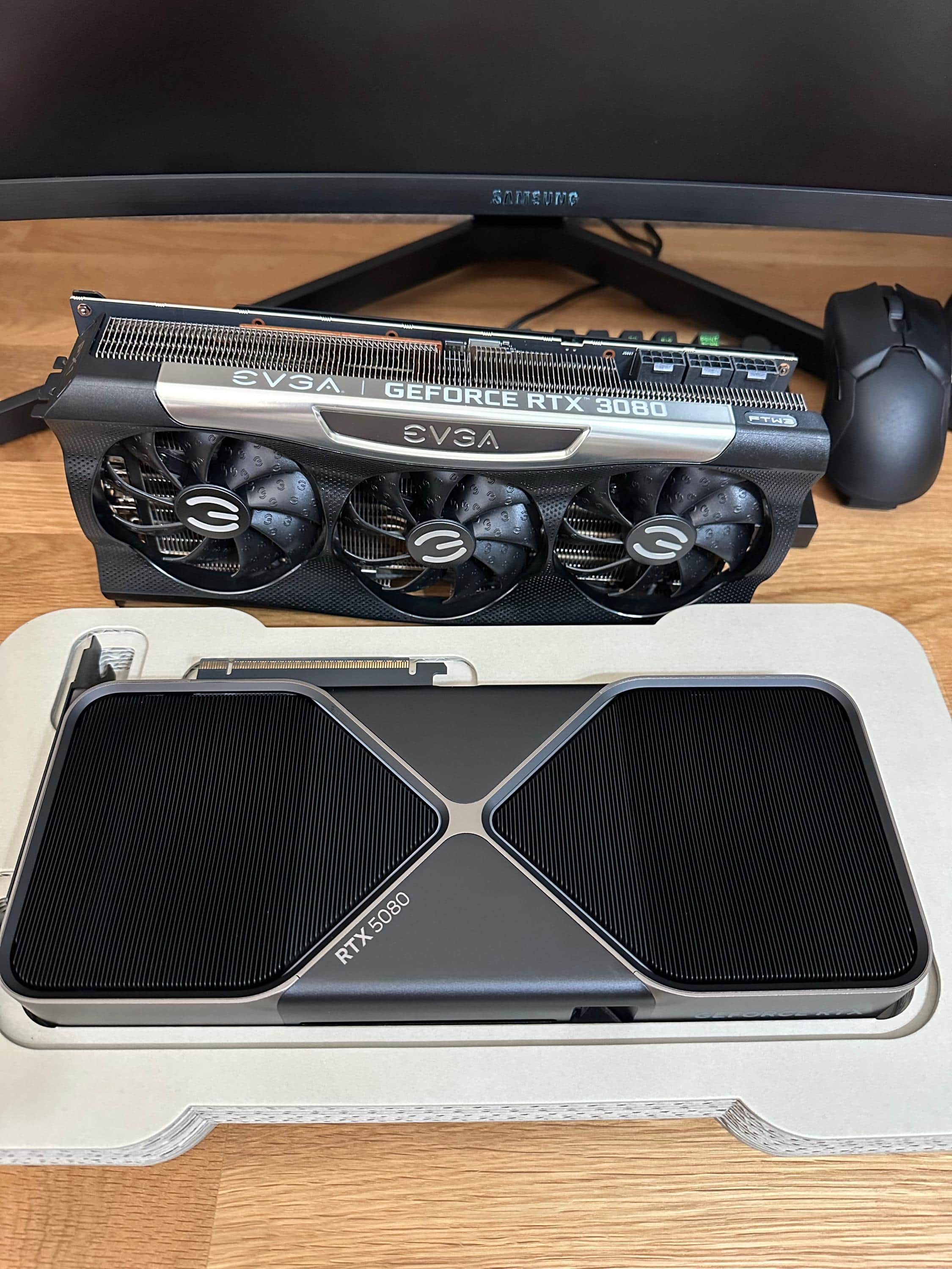 NVIDIA GeForce RTX 5080 Founders Edition 16GB GDDR7 PCI Express