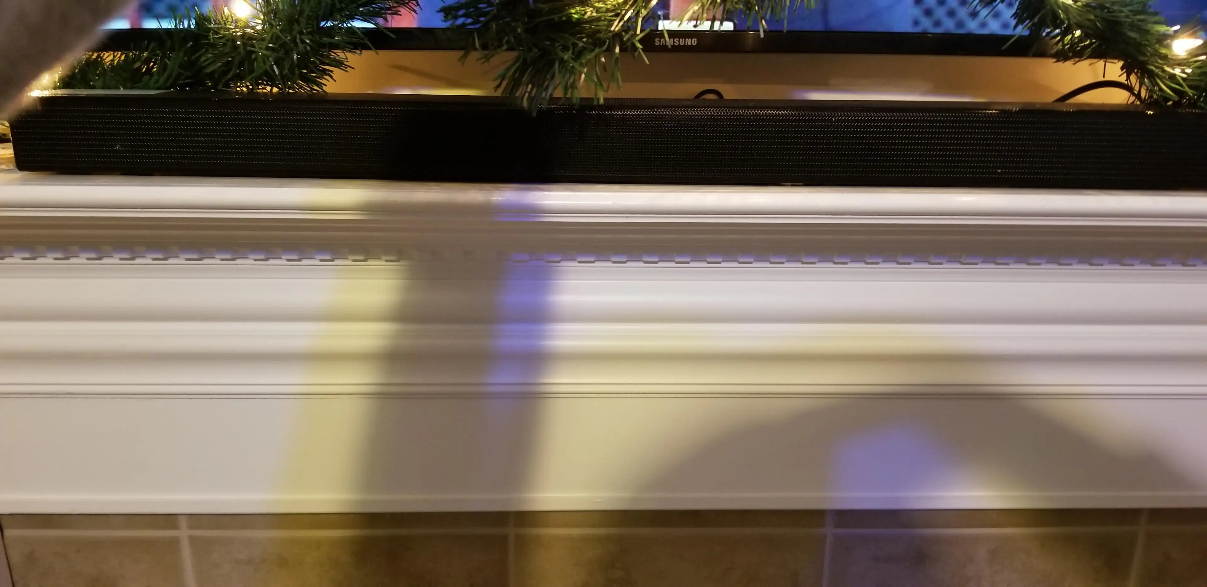 Sound bar, click to load a larger version