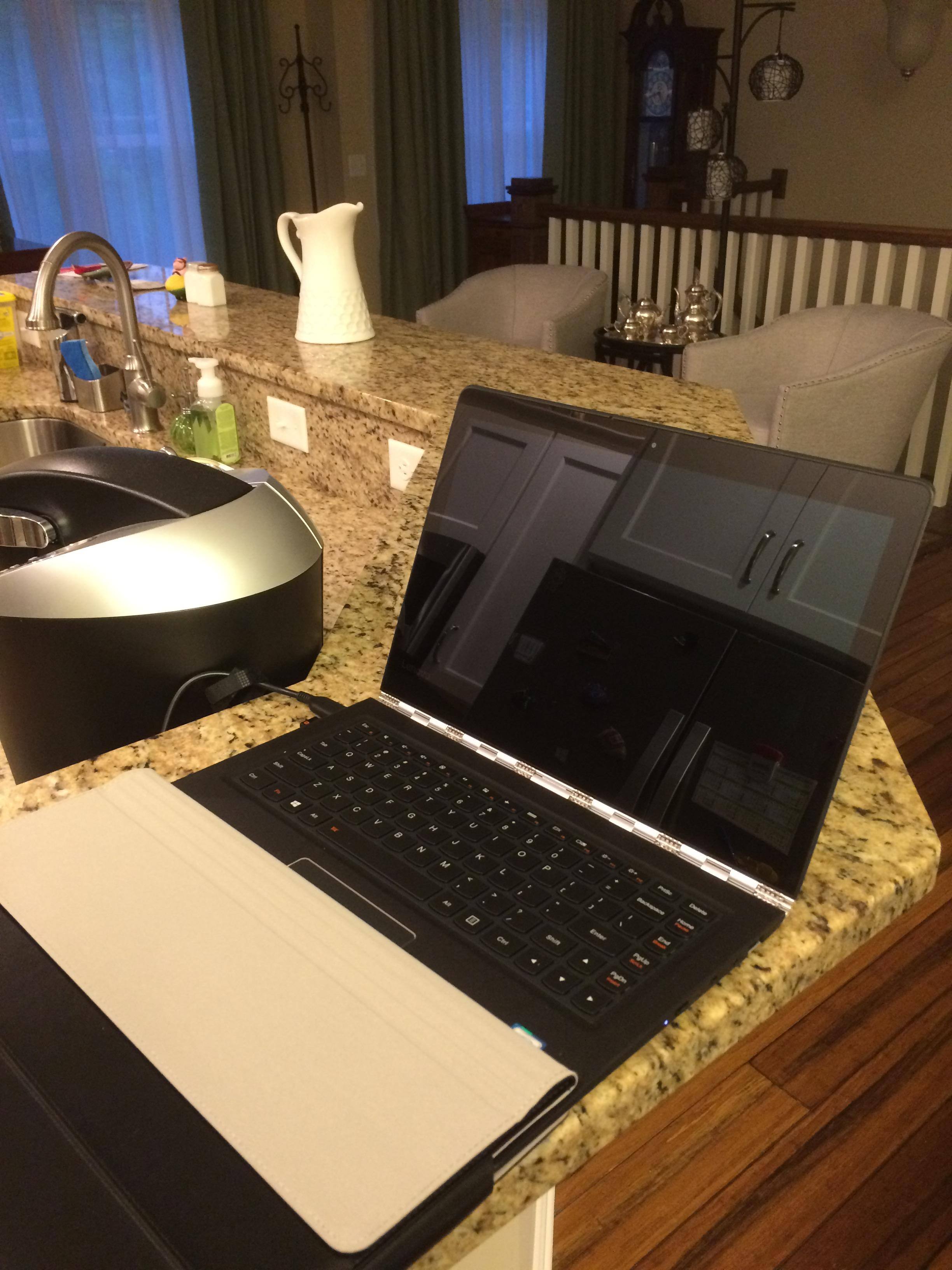 My Yoga 900, click to load a larger version