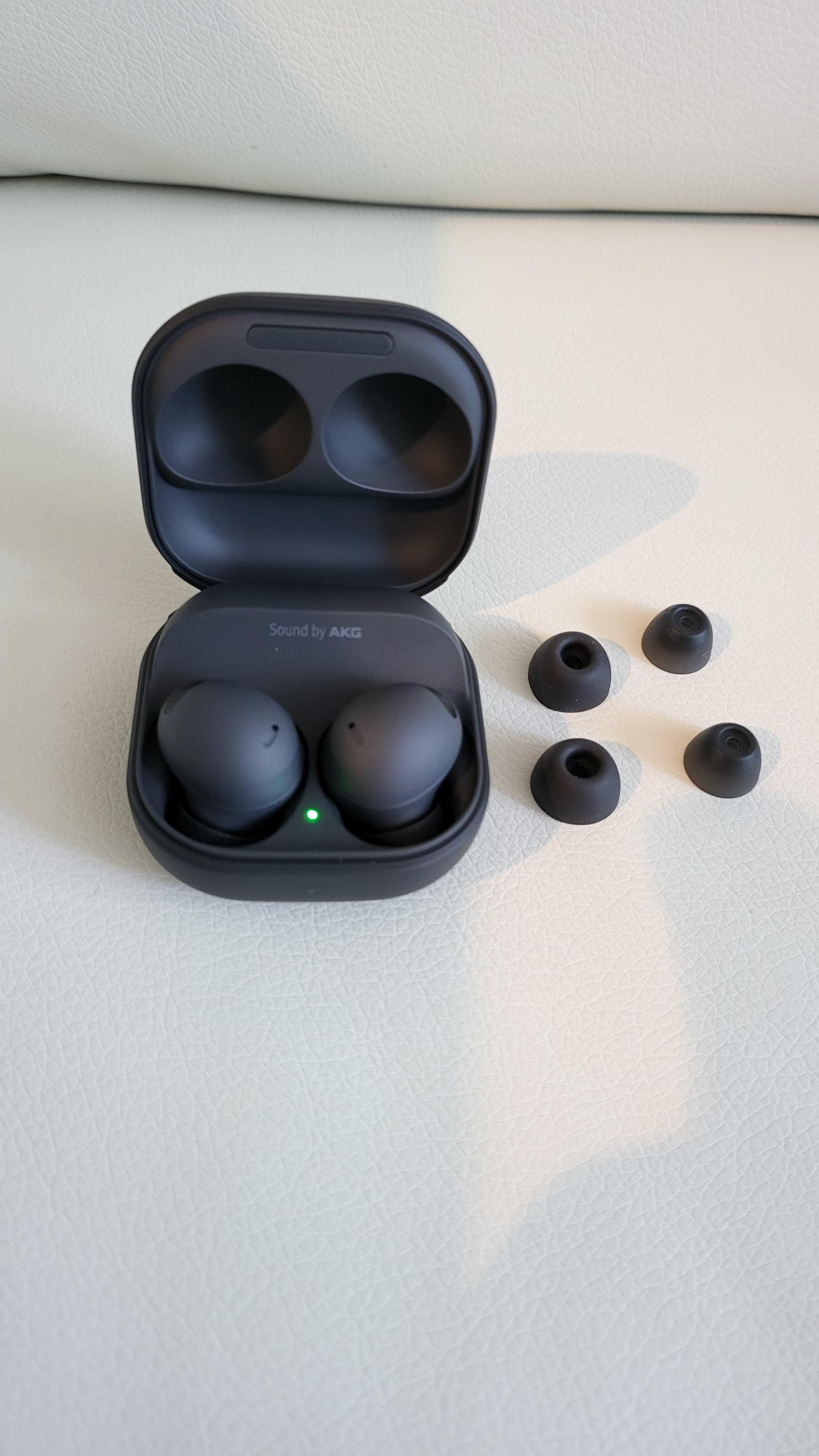 イヤホン Galaxy Buds2 Pro Graphite Samsung Galaxy Buds2 Pro True Wireless Earbuds, Graphite SM
