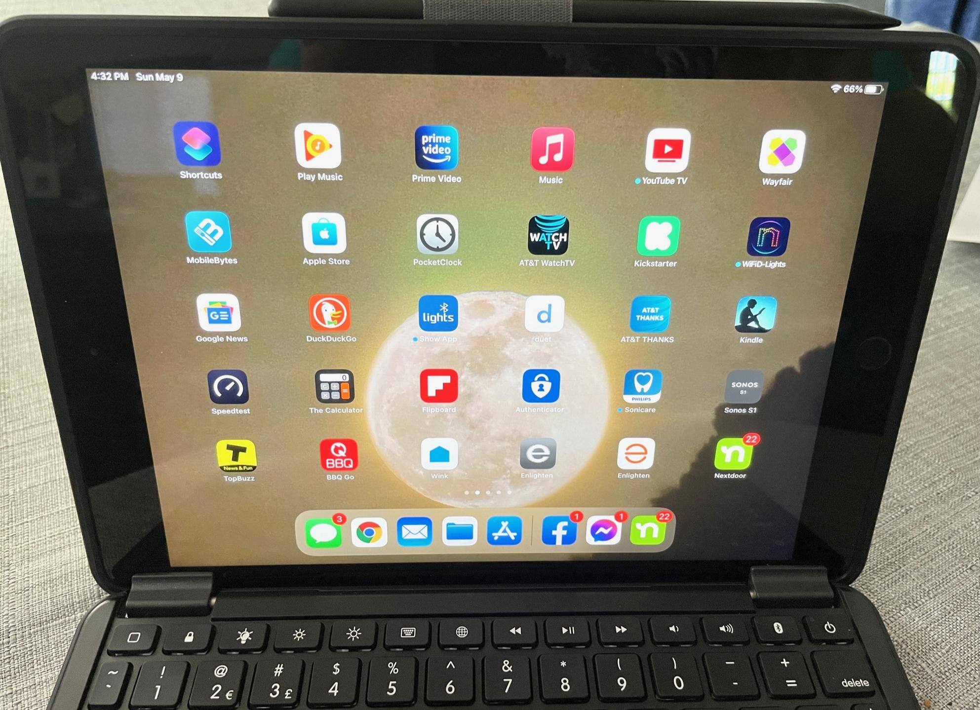 Screen Surround, click to load a larger version