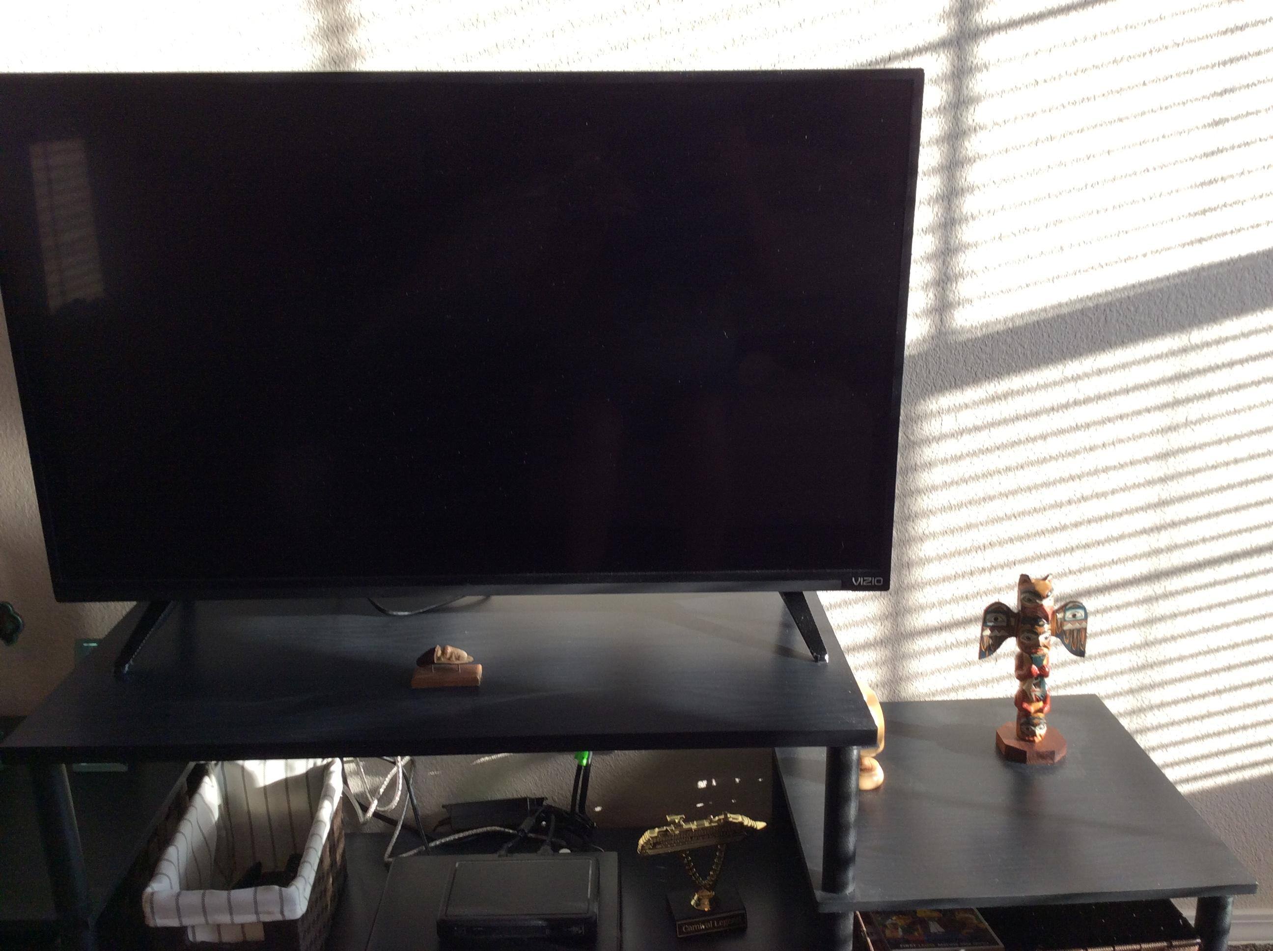 Visio TV, click to load a larger version