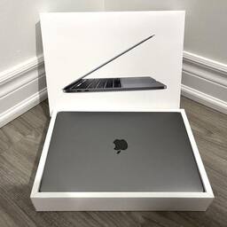 Apple MacBook Pro 13.3 Apple MacBook Pro 13.3