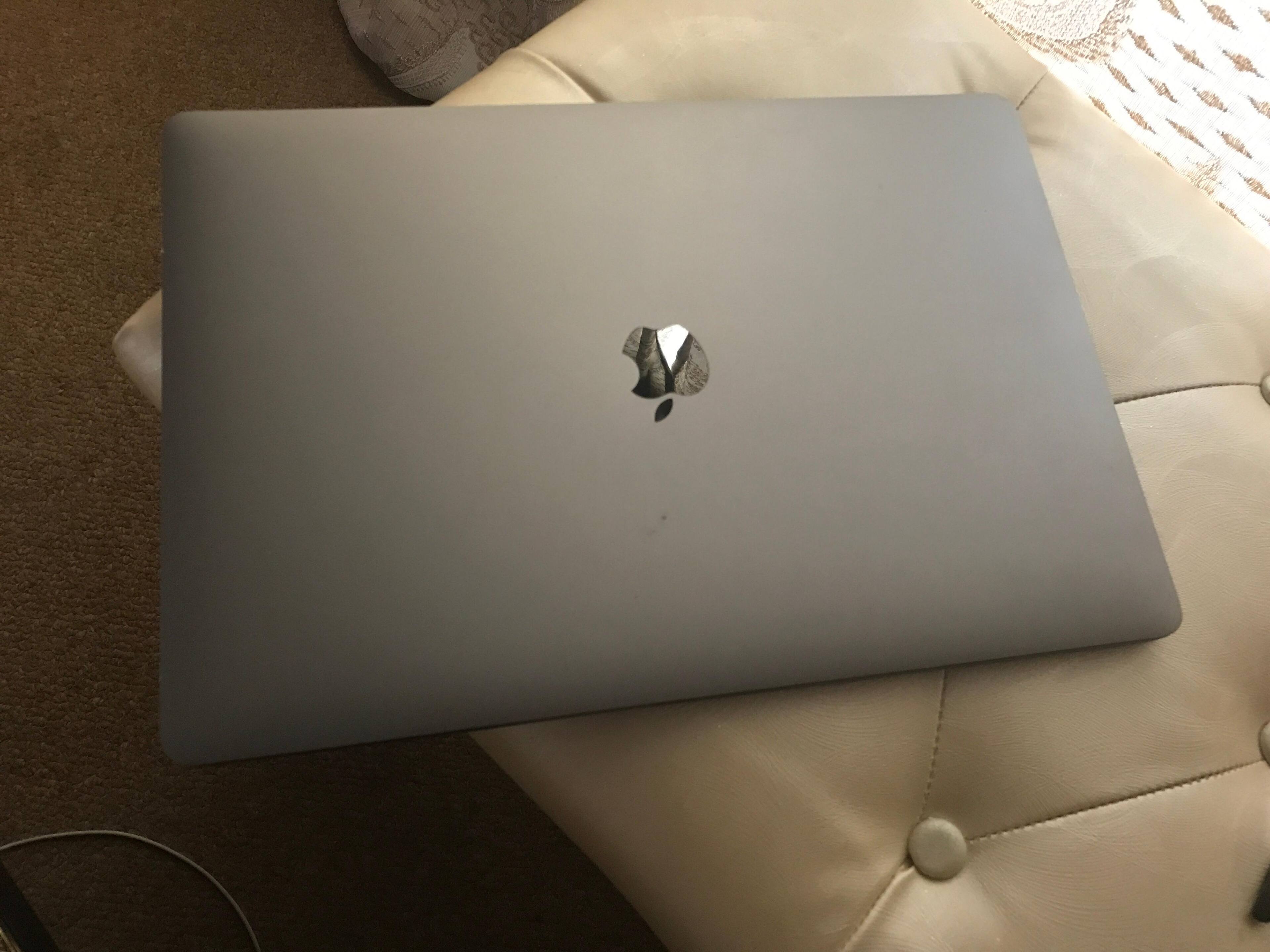 Apple MacBook Pro® 15
