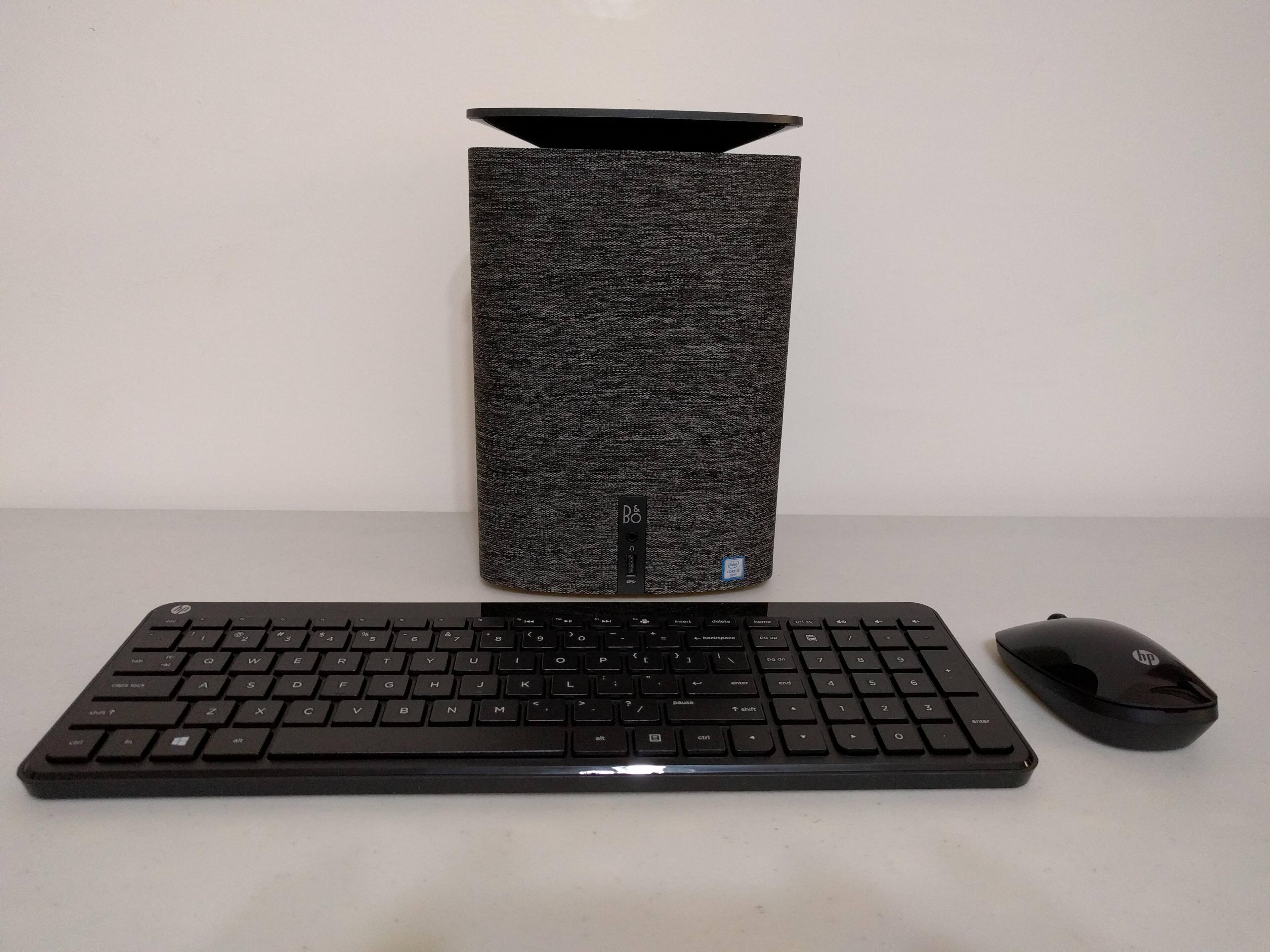 The front of the HP Pavilion Wave, click to load a larger version