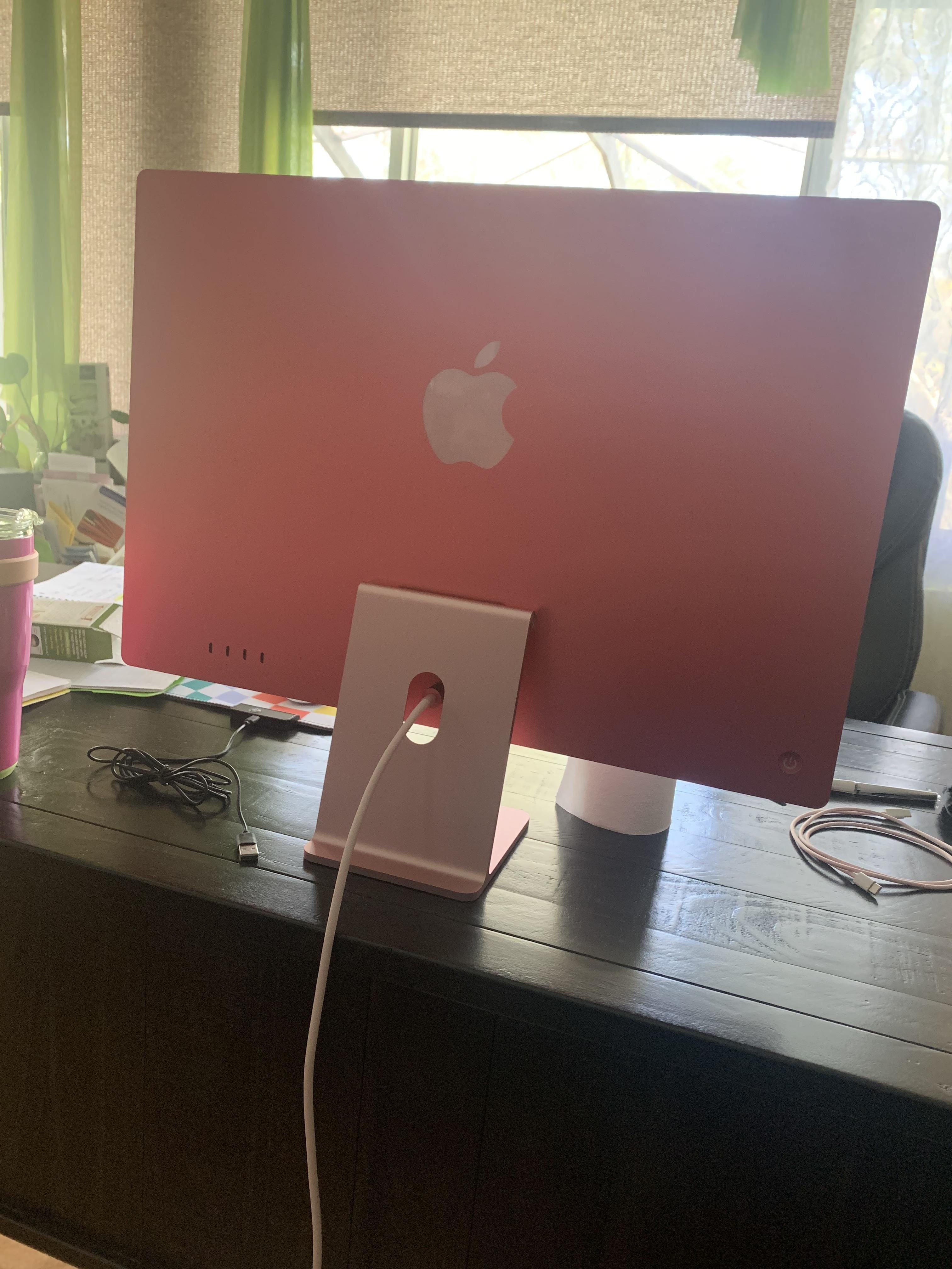 Apple iMac 24 inch All in One M4 chip Built for Apple Intelligence