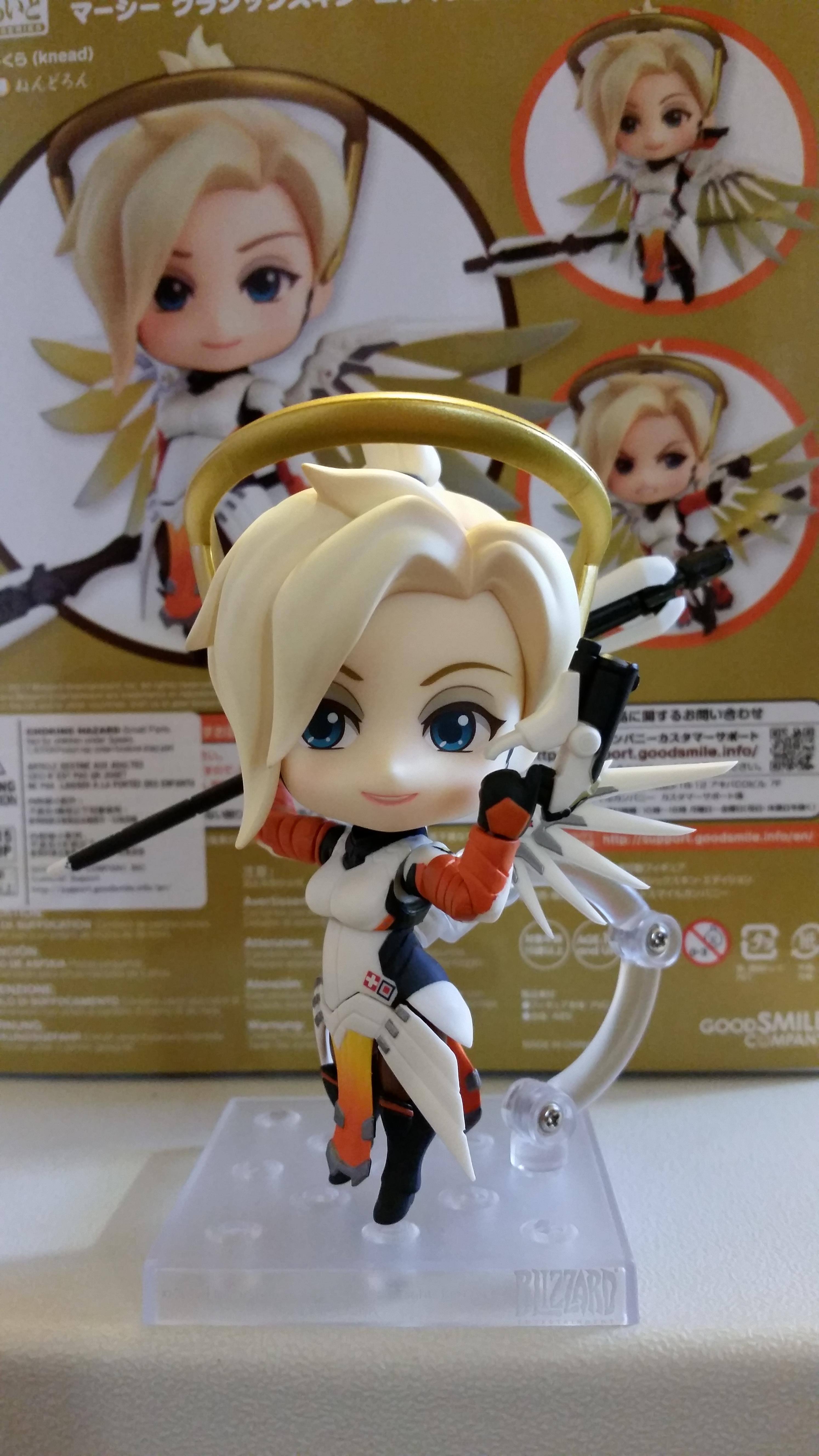 My personal attempt at recreating her Carefree victory pose ^_^, click to load a larger version