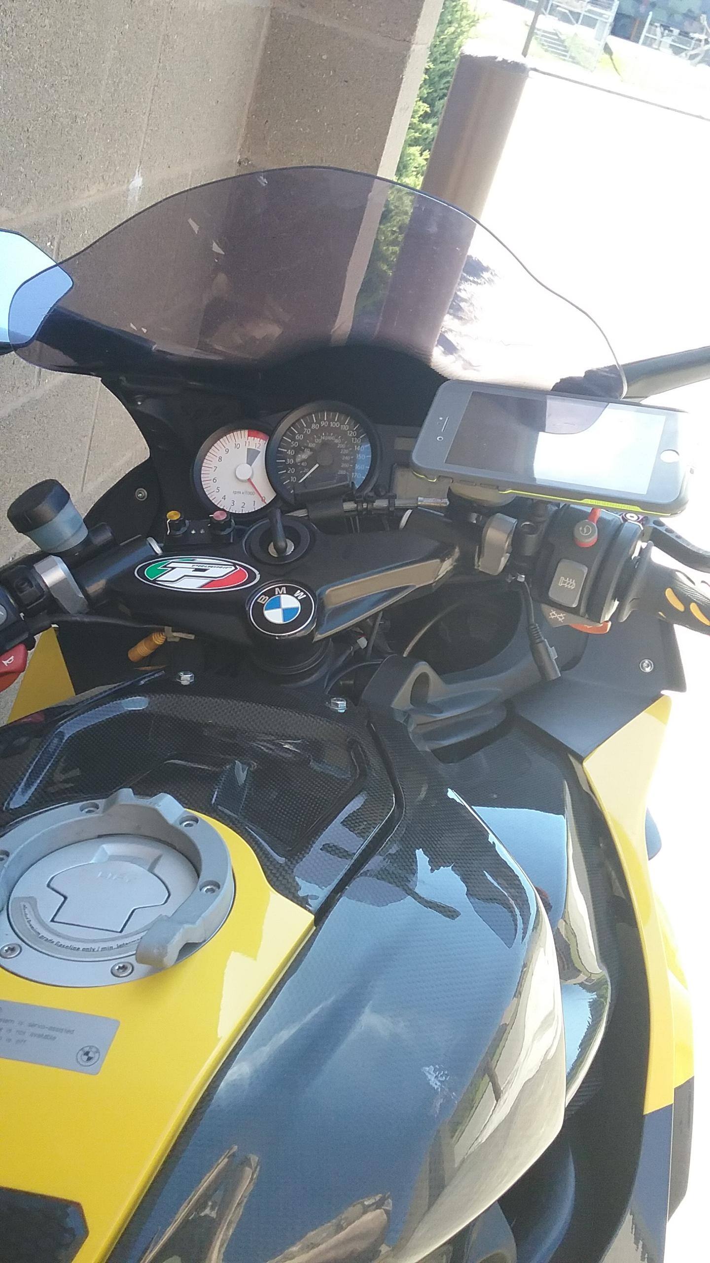 Phone in bracket, click to load a larger version