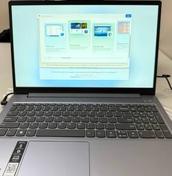 Lenovo IdeaPad Slim 3 15.6 Lenovo IdeaPad Slim 3 15.6