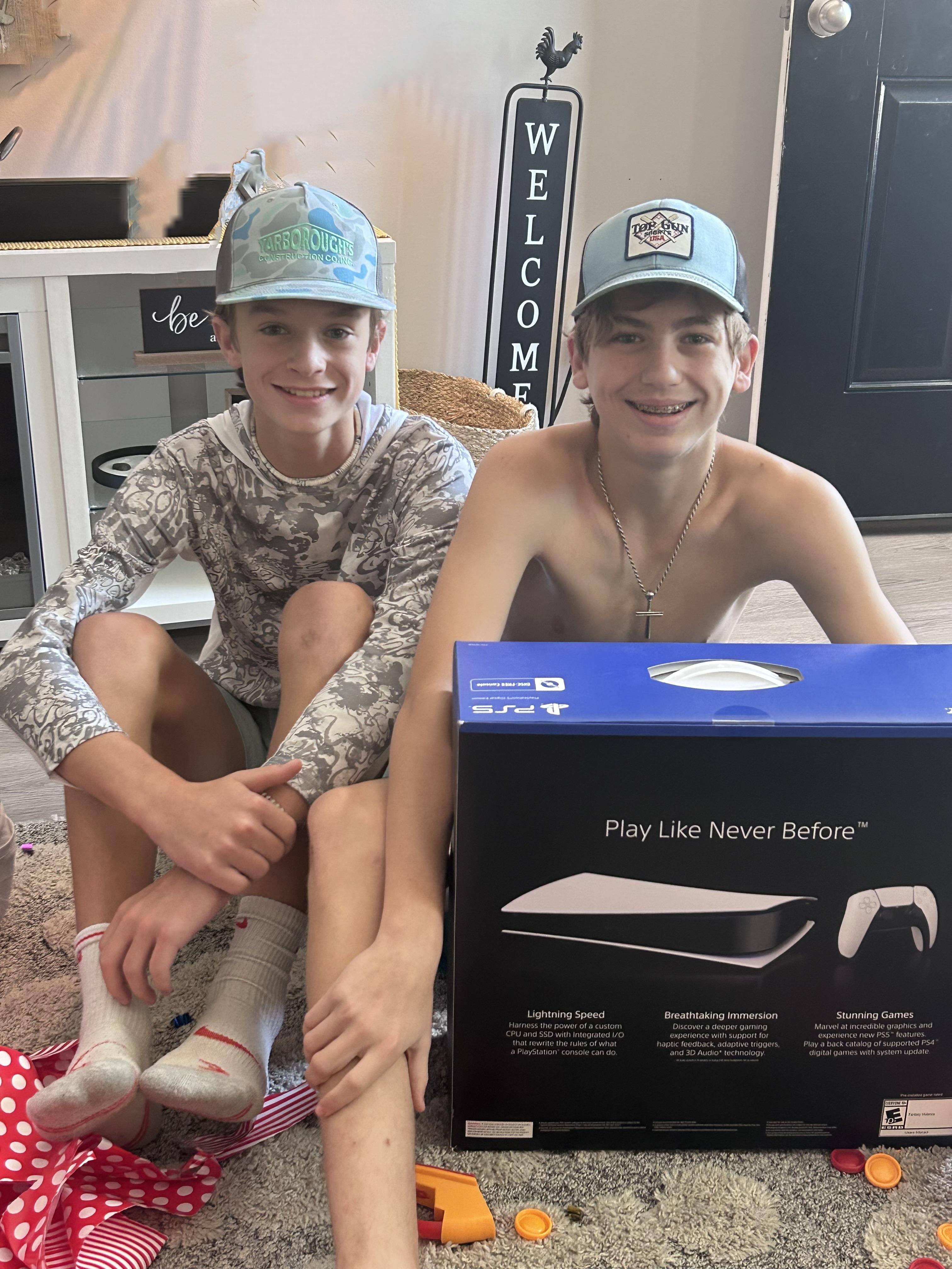 Customer provided, click to load a larger version