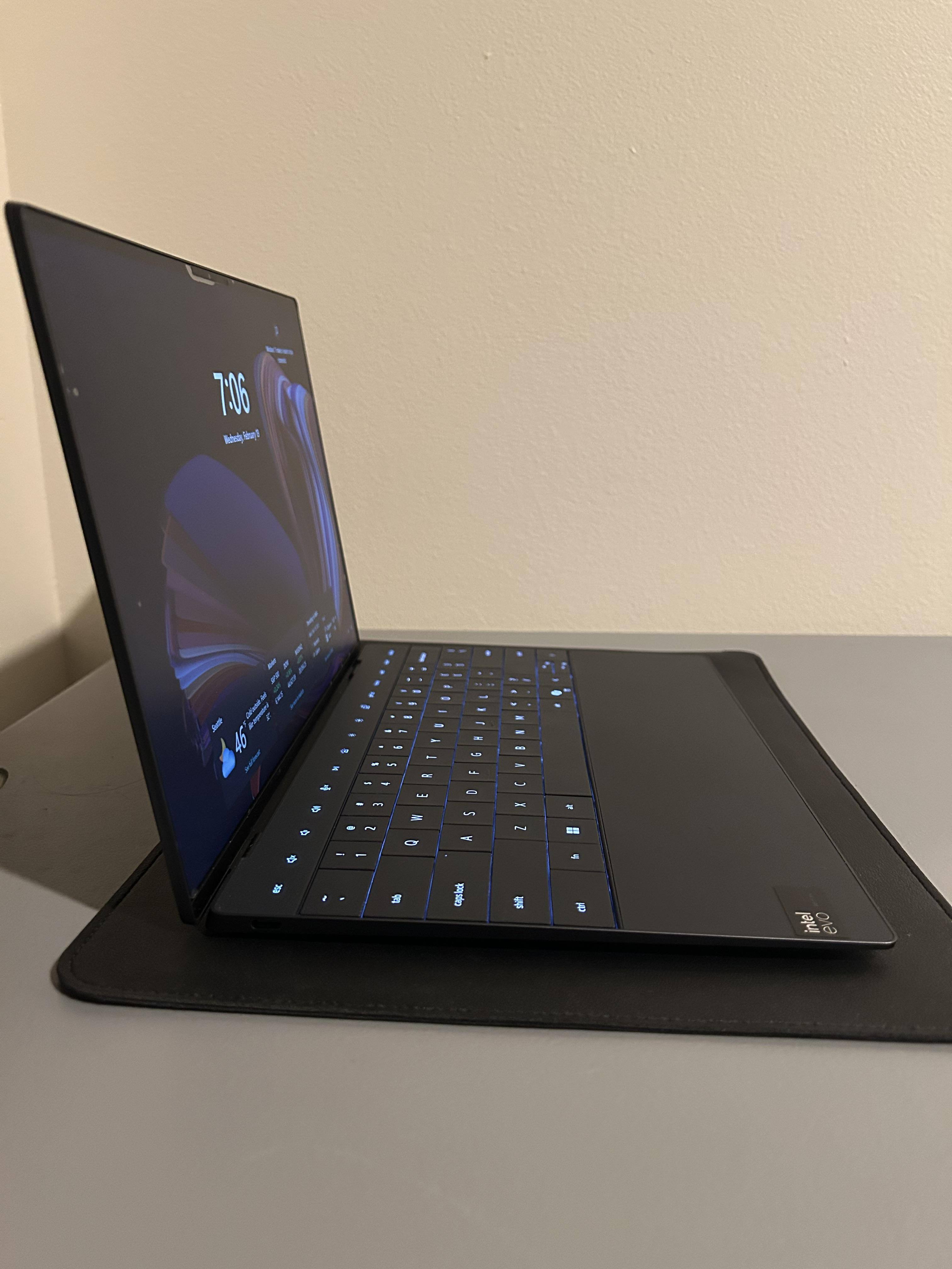 Dell XPS 13 – 13.4” FHD+ Laptop – Intel Core Ultra 7 – Evo Edition