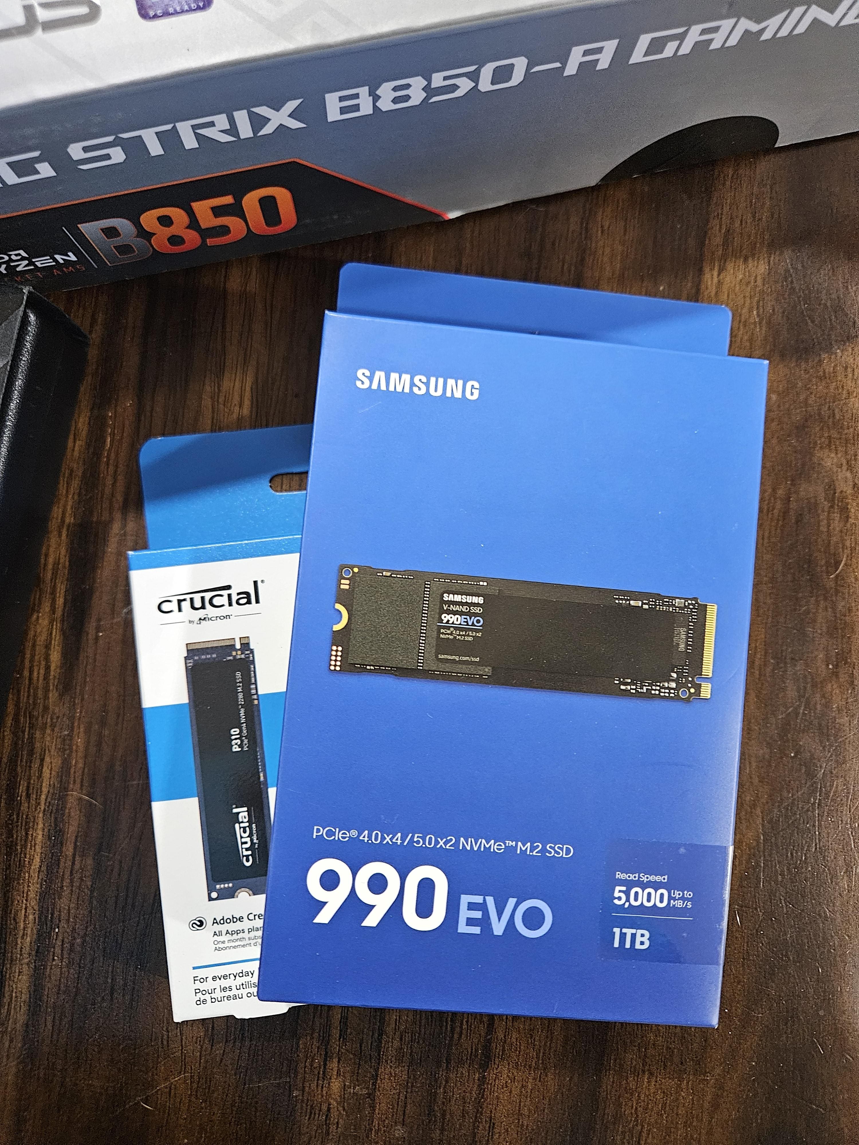 Samsung 990 EVO SSD 1TB Internal SSD PCIe Gen 4x4 | Gen 5x2 M.2