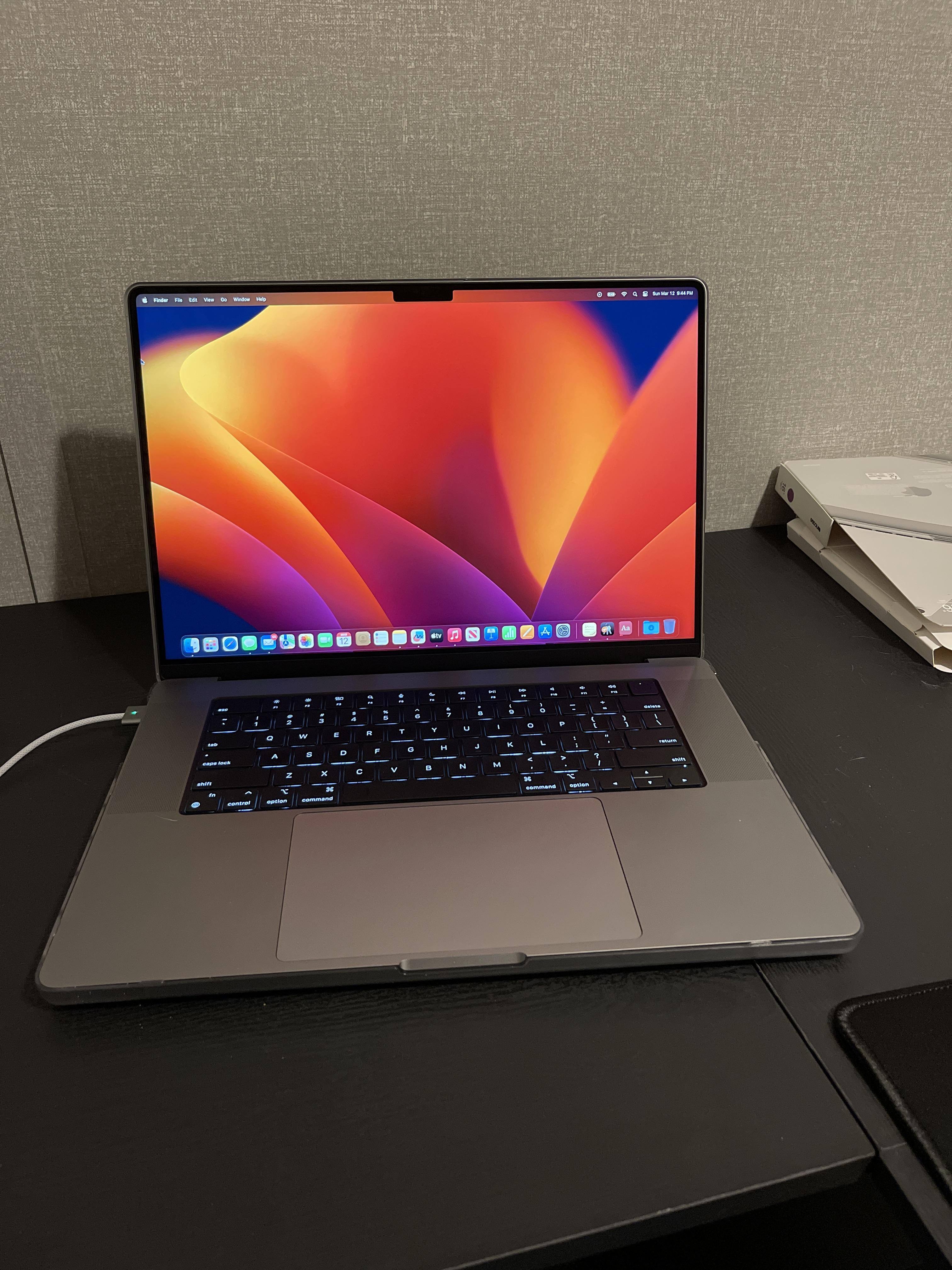 Apple MacBook Pro 16