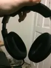 Very large and soft earpads, click to load a larger version
