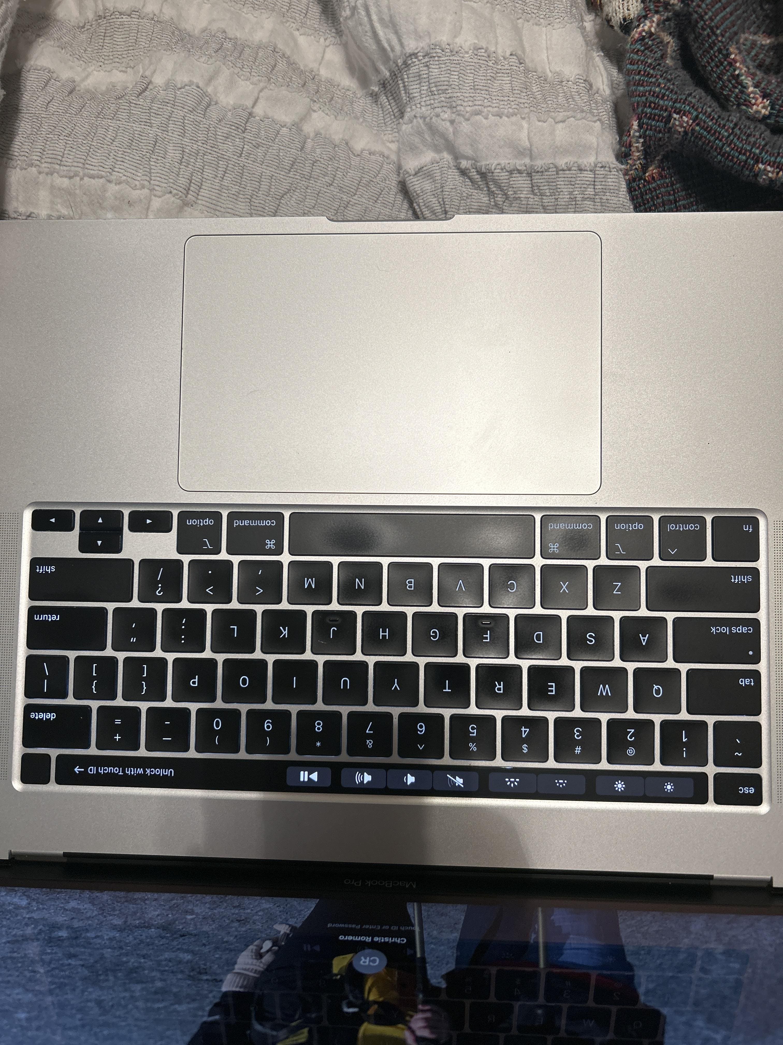 Macbook Pro　16GB,256GB MacBook Pro 13