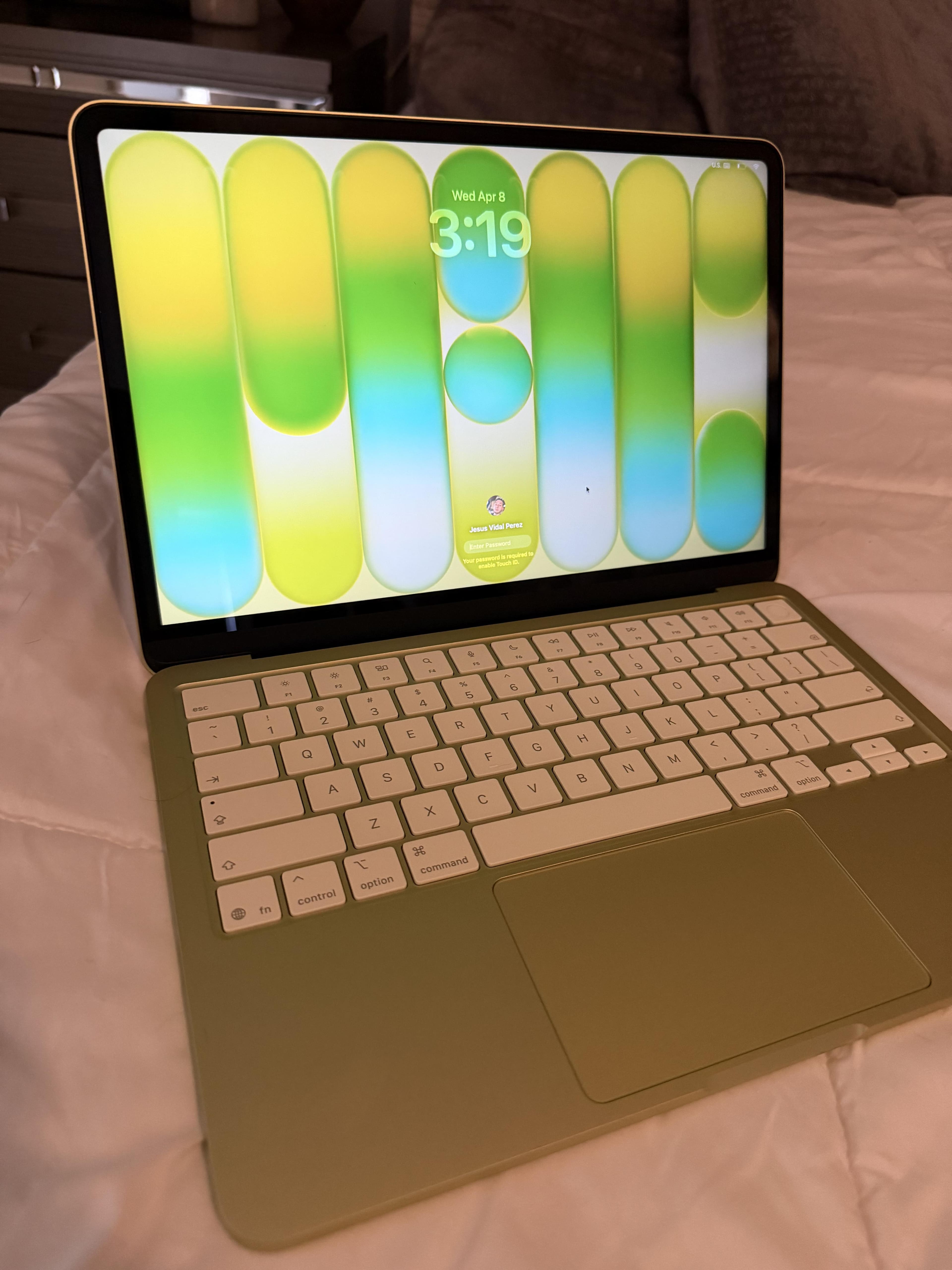 13 inch MacBook Neo Apple A18 Pro chip with 6‑core CPU and 5‑core