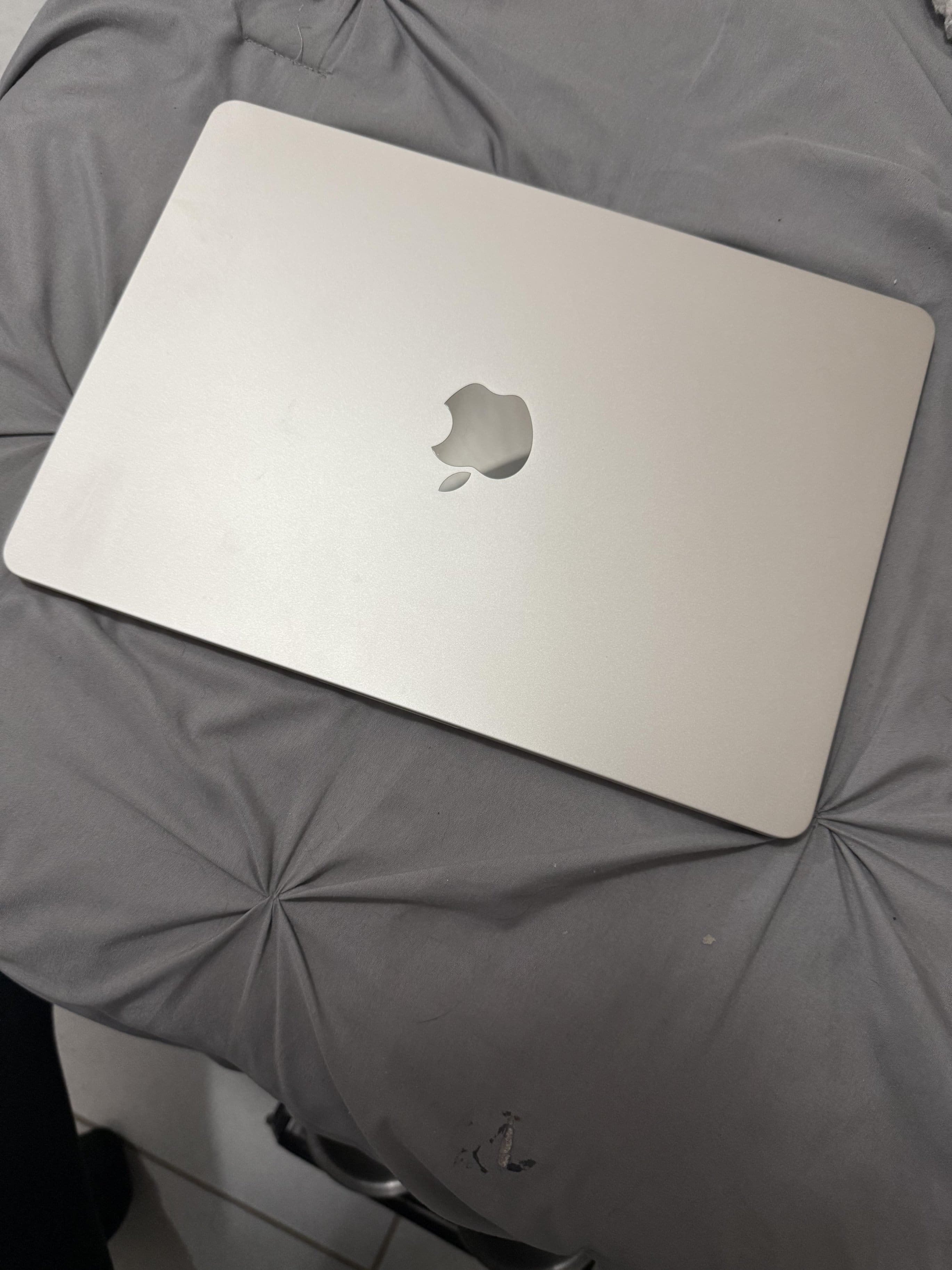 Apple MacBook Air 13 inch Laptop M3 chip Built for Apple