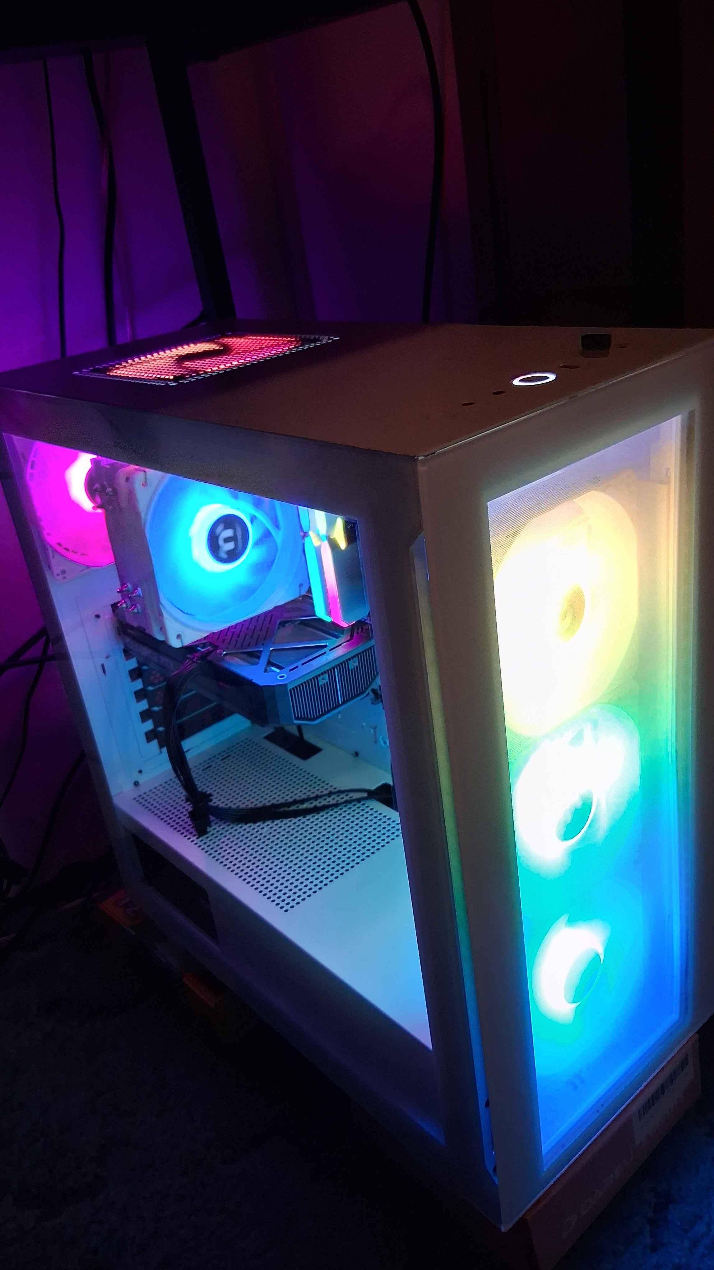Thermaltake LCGS View i460T V2 Gaming Desktop Intel Core i7 14700F