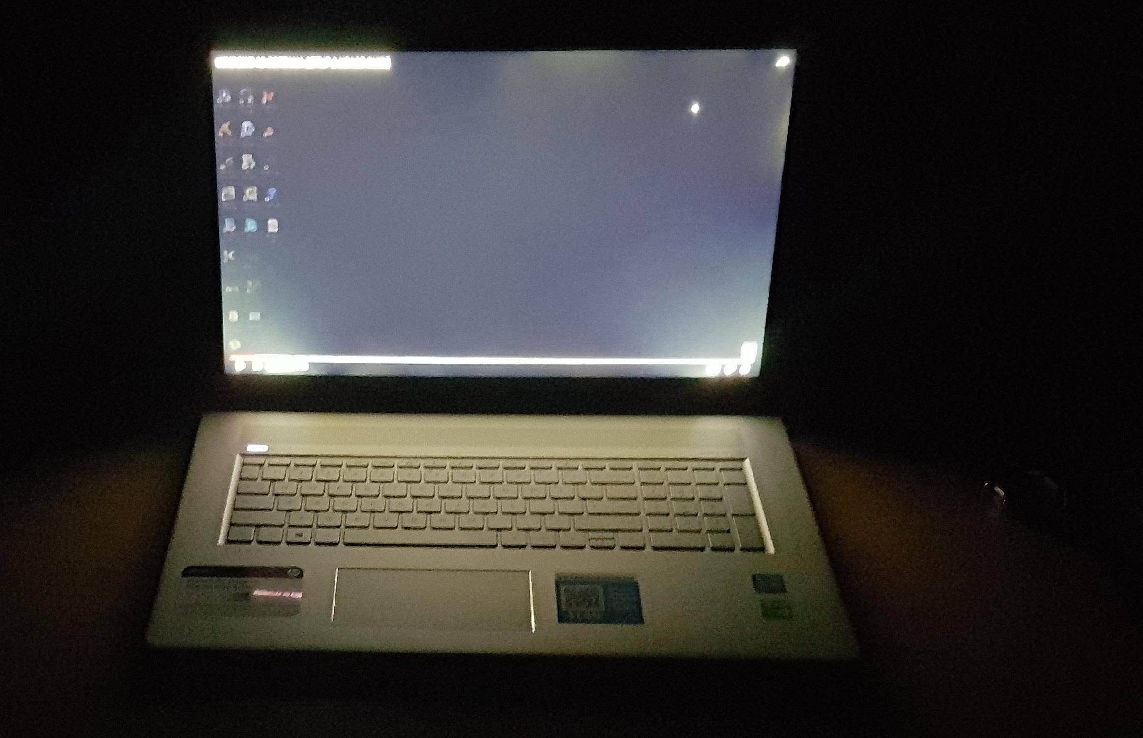 Colors of computer screen distorted-3, click to load a larger version