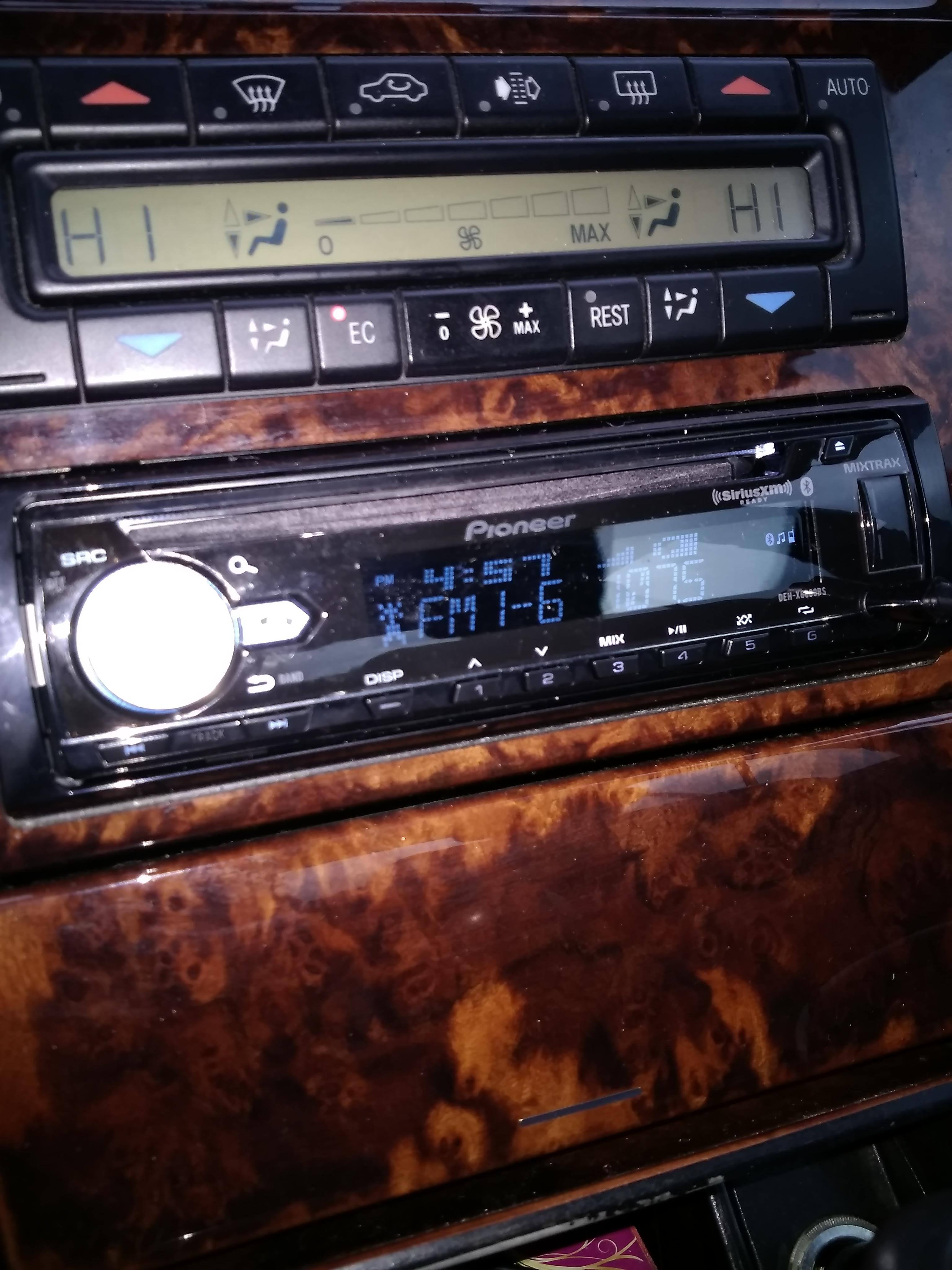 My new radio, click to load a larger version