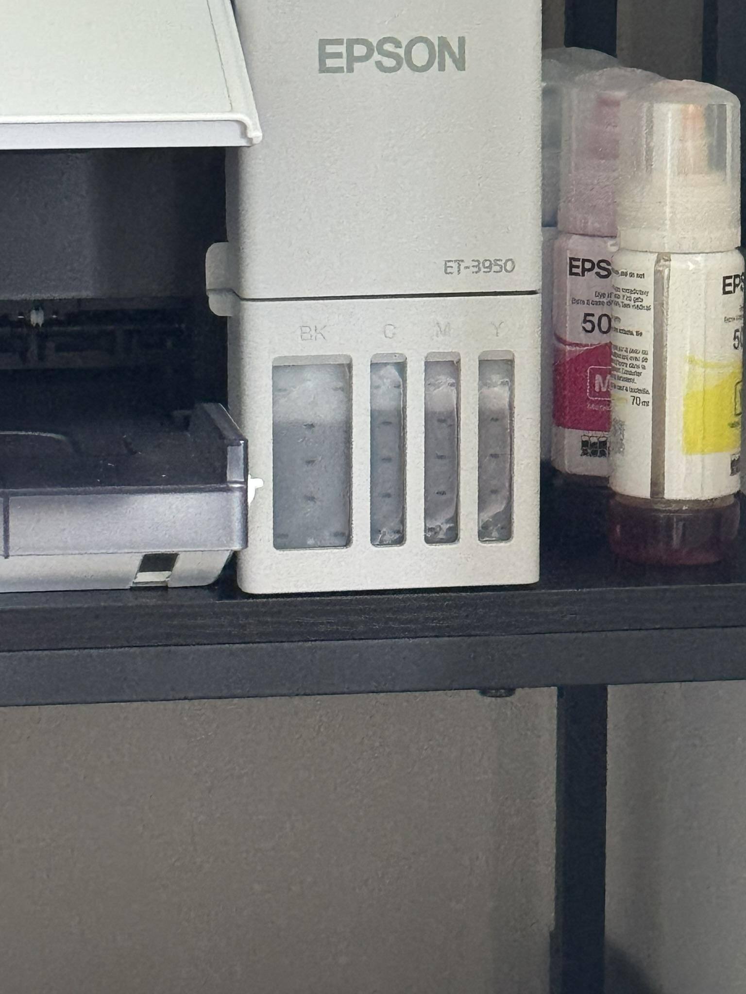 Tank levels are quite visible and easy to see., click to load a larger version