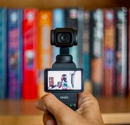 DJI Osmo Pocket 3 Creator Combo 3 Axis Stabilized 4K DJI Osmo Pocket 3 Creator Combo 3 Axis Stabilized 4K