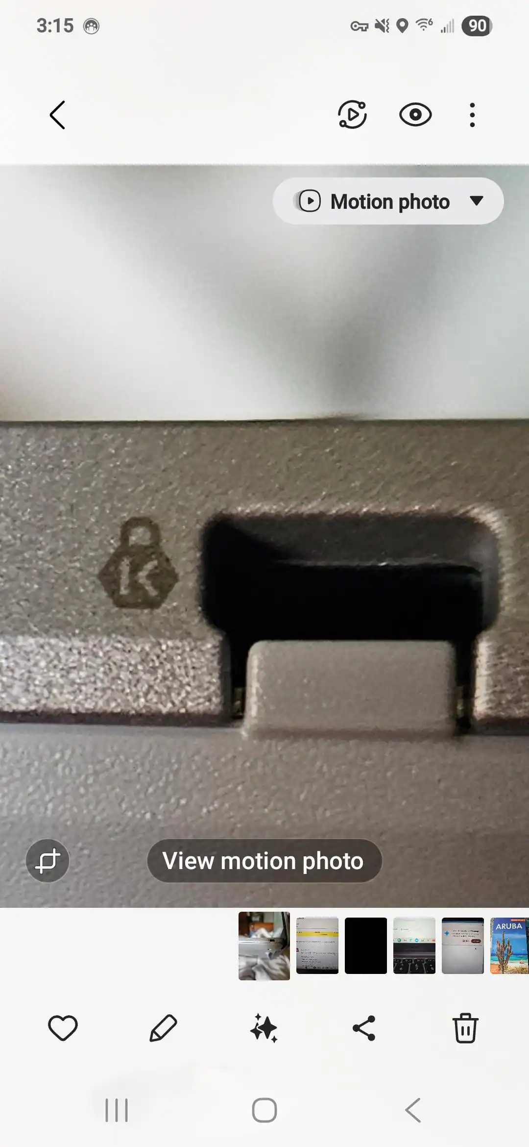 Kensington Lock port, click to load a larger version