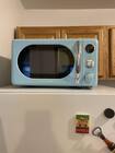 Galanz Retro 0.7 Cu. Ft. Microwave Hot rod red GLCMKA07RDR-07 - Best Buy