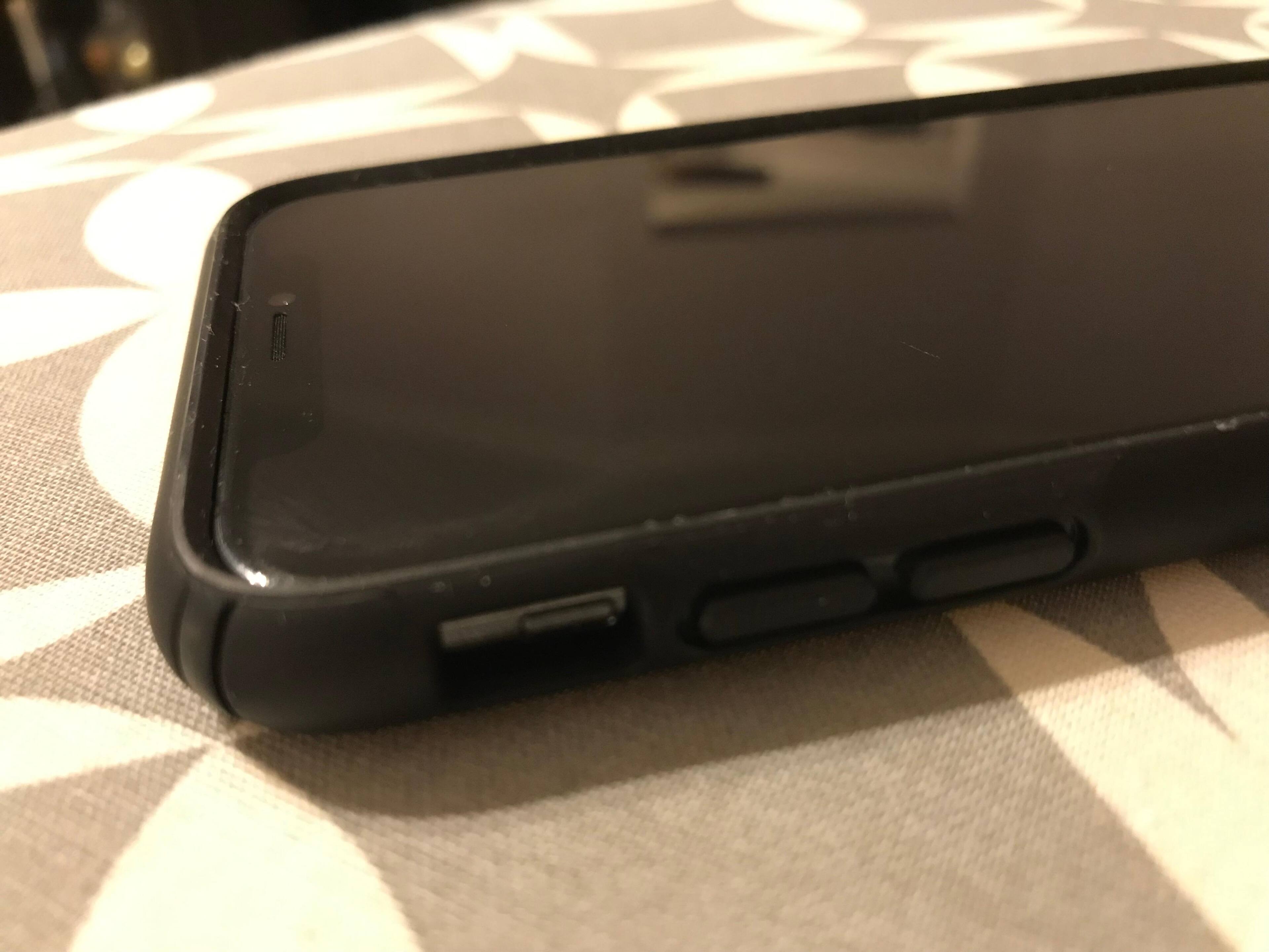 border for screen protection, click to load a larger version